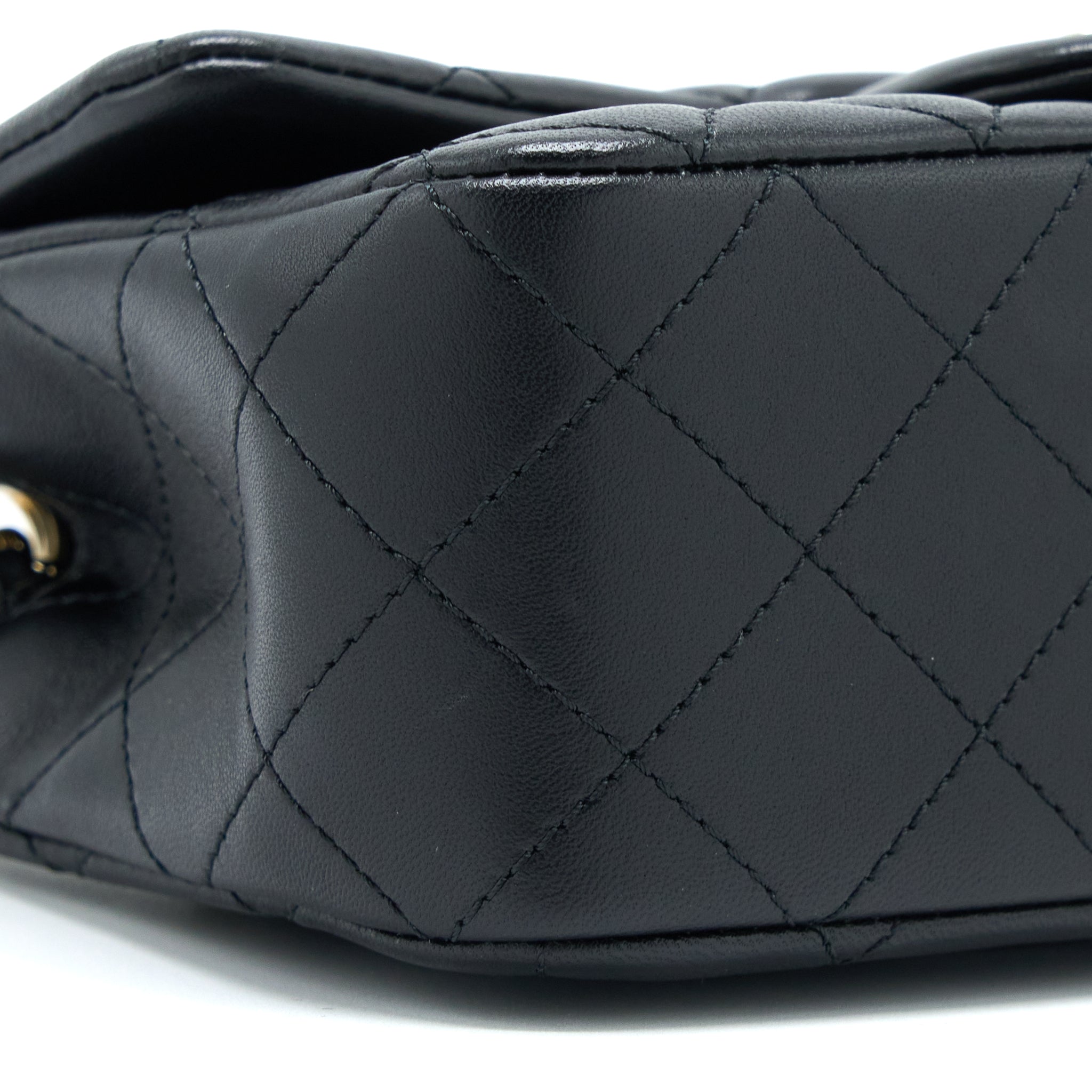 Chanel 23C Pearl Crush Mini Rectangular Flap Bag Lambskin Black L (Microchip)