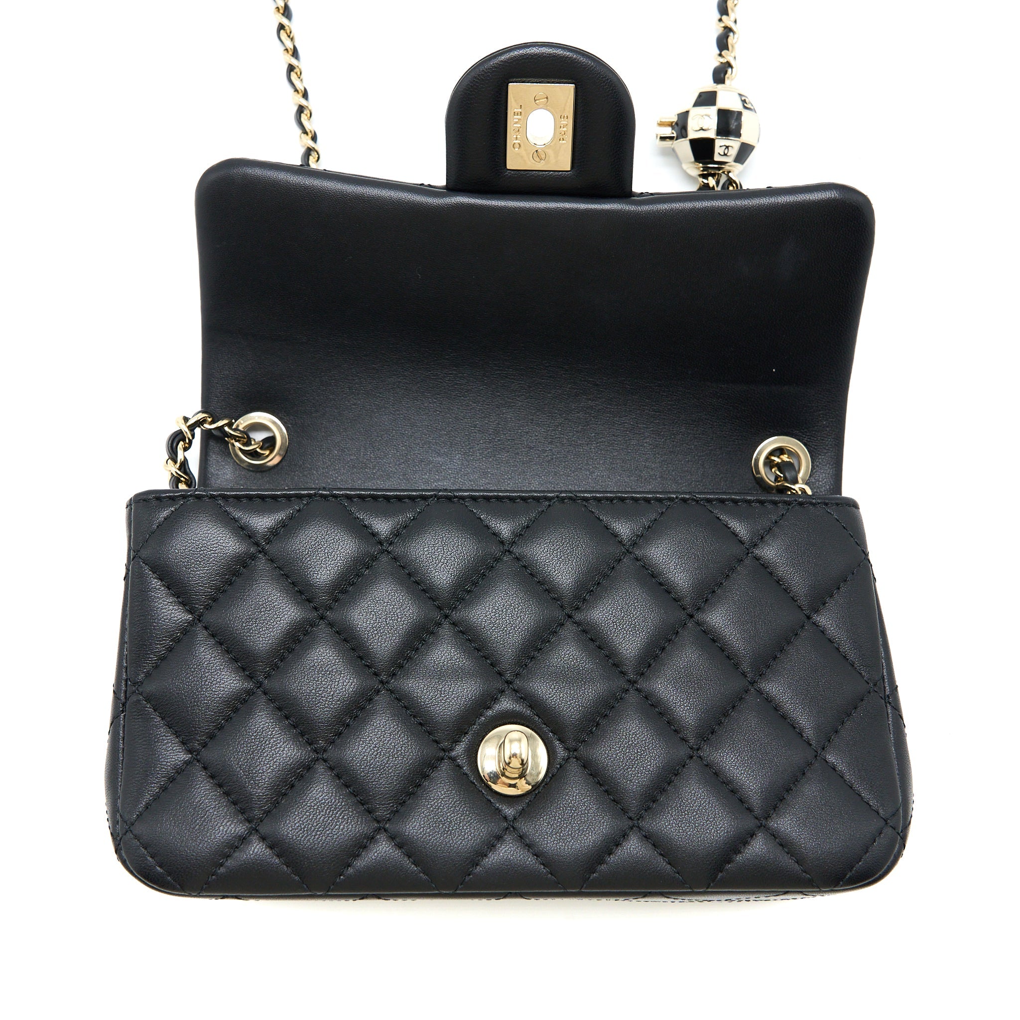 Chanel 23C Pearl Crush Mini Rectangular Flap Bag Lambskin Black L (Microchip)
