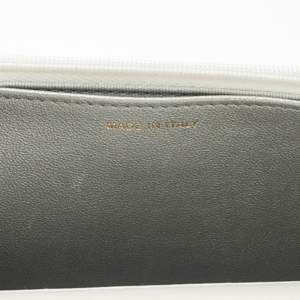 Chanel 23p Letter Top Handle Wallet On Chain Calfskin White (Microchip)