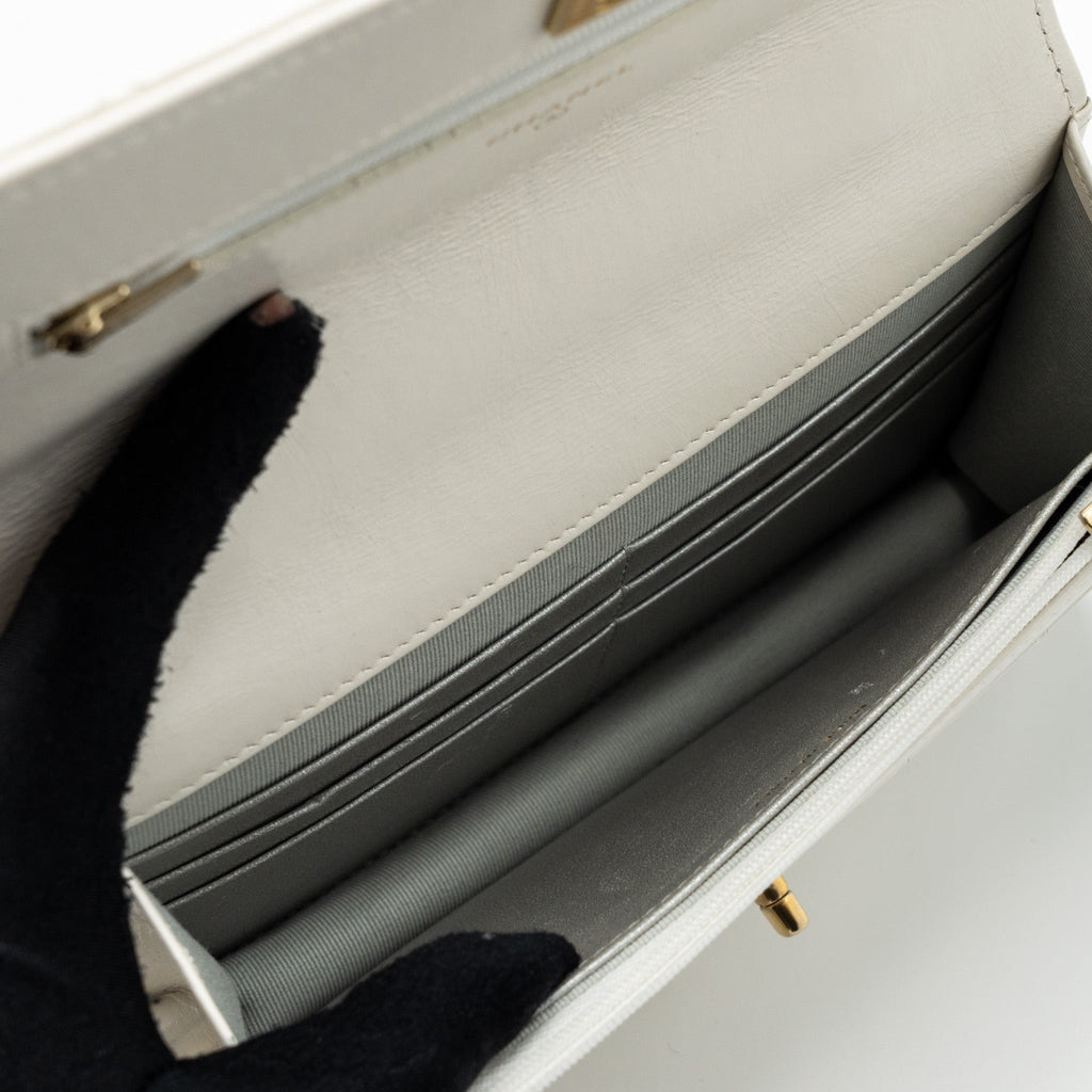 Chanel 23p Letter Top Handle Wallet On Chain Calfskin White (Microchip)