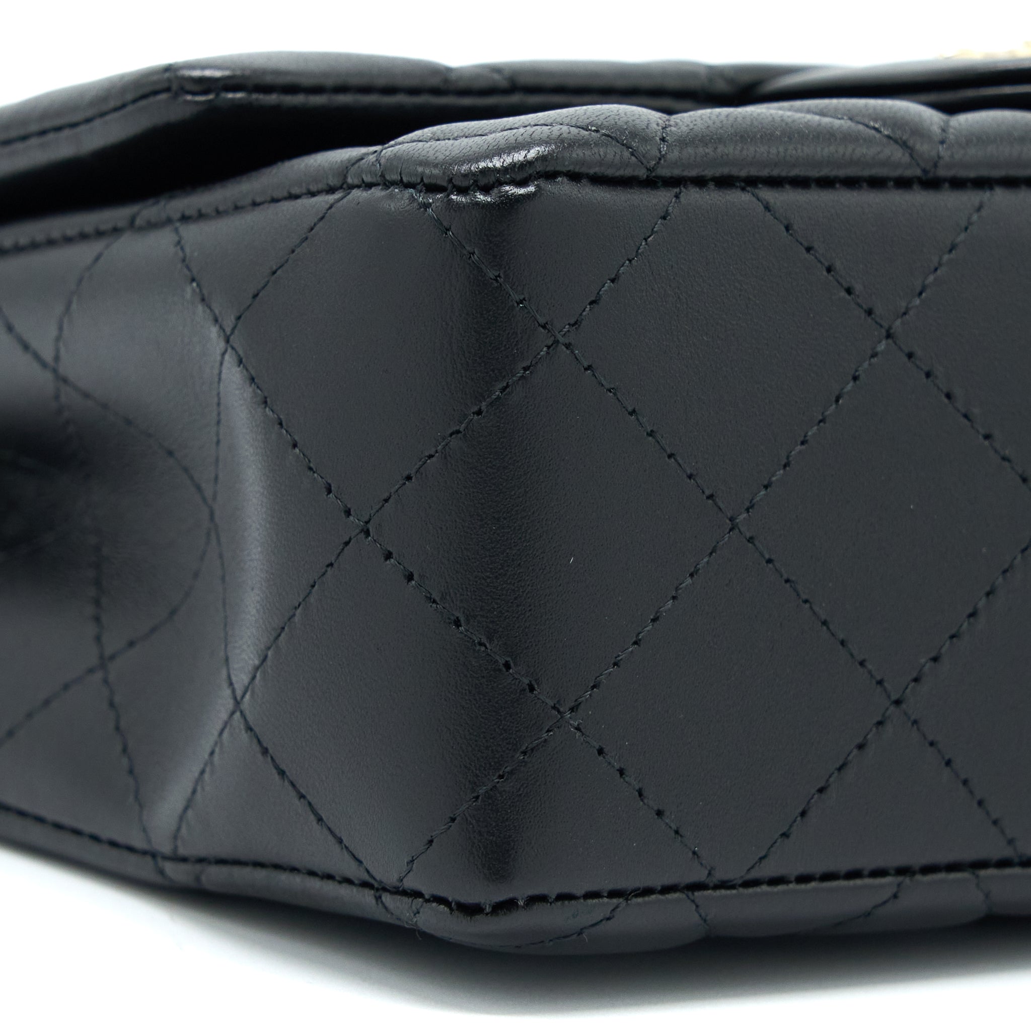 Chanel Mini Rectangular Flap Bag Lambskin Black L (Microchip)