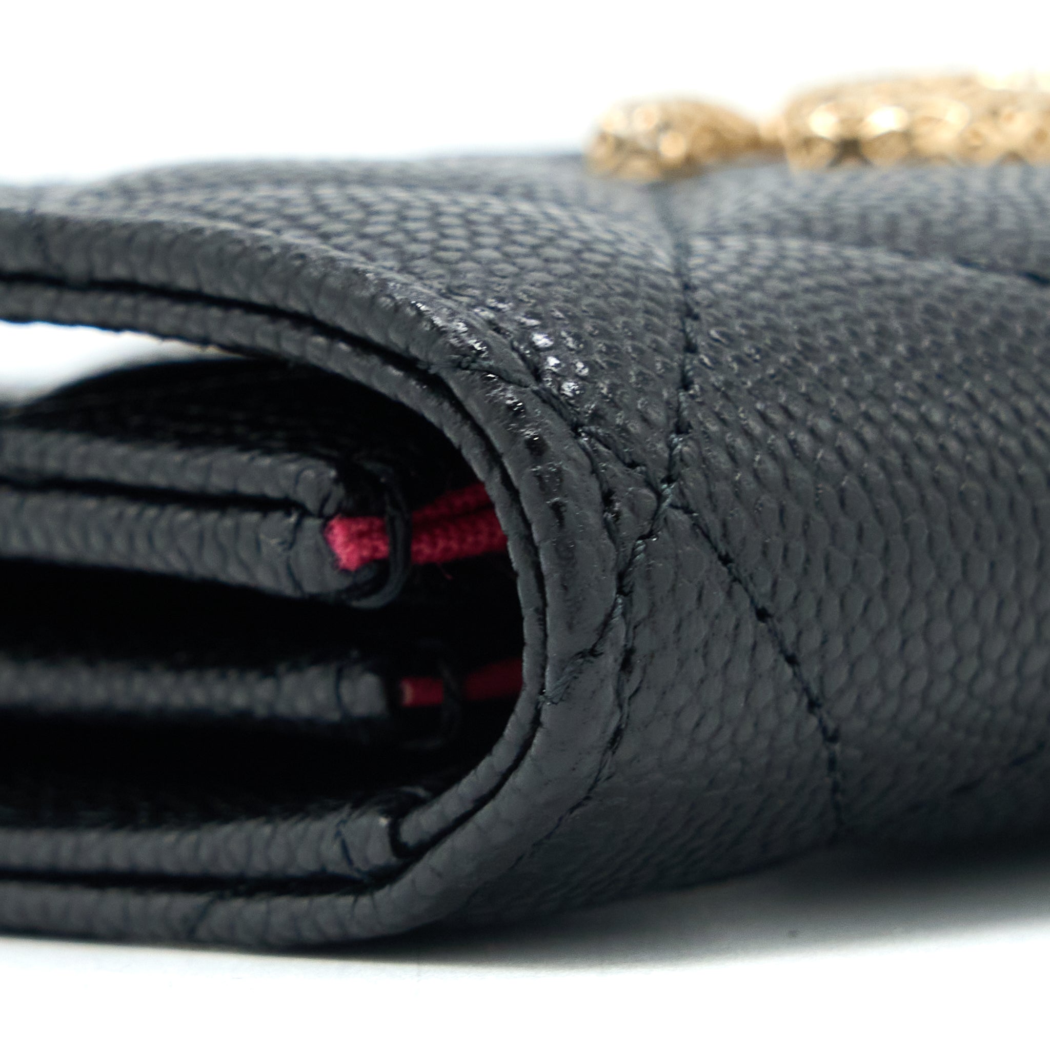 Chanel 23P Detailed CC logo Flap Card Holder Caviar Black L (Microchip)