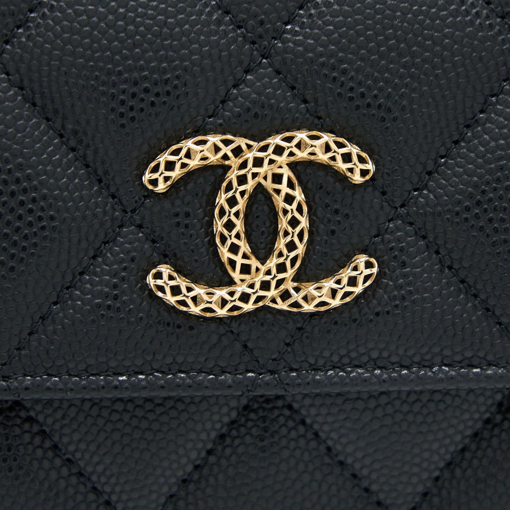 Chanel 23P Detailed CC logo Flap Card Holder Caviar Black L (Microchip)
