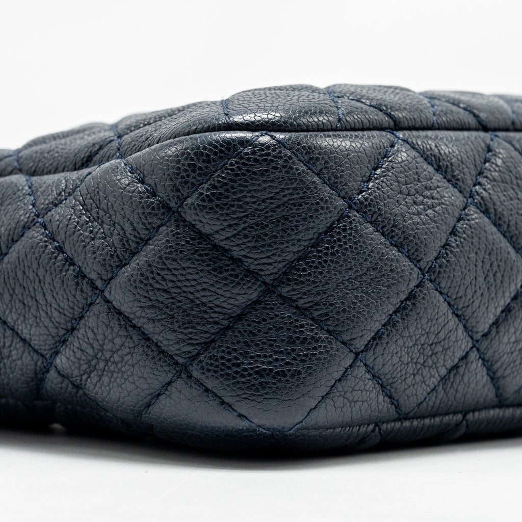 Chanel 18C CC Camera Bag Calfskin Navy