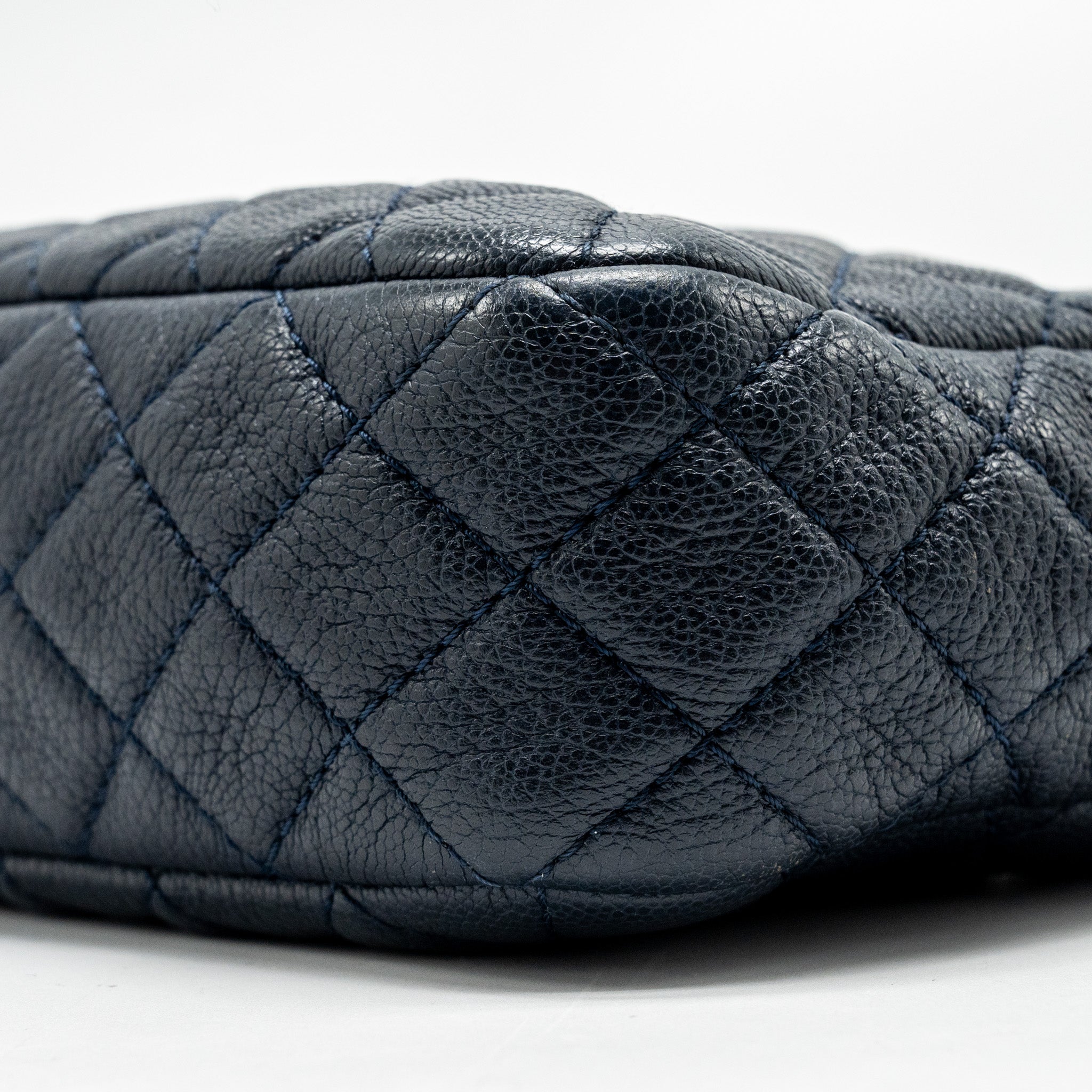 Chanel 18C CC Camera Bag Calfskin Navy