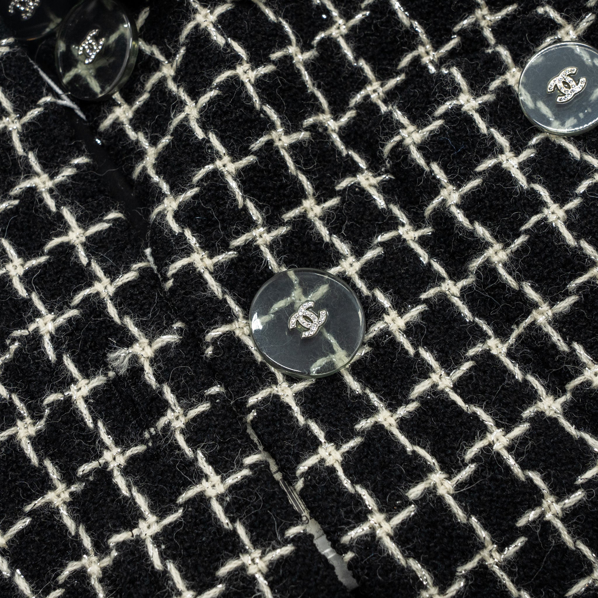 Chanel 17A size 36 Jacket Fantacy Tweed / calfskin black
