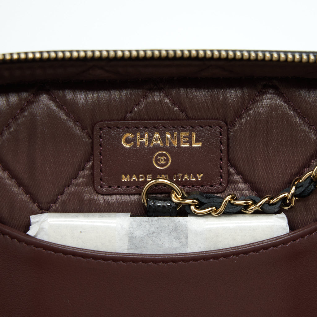 Chanel top handle vanity case caviar black with L