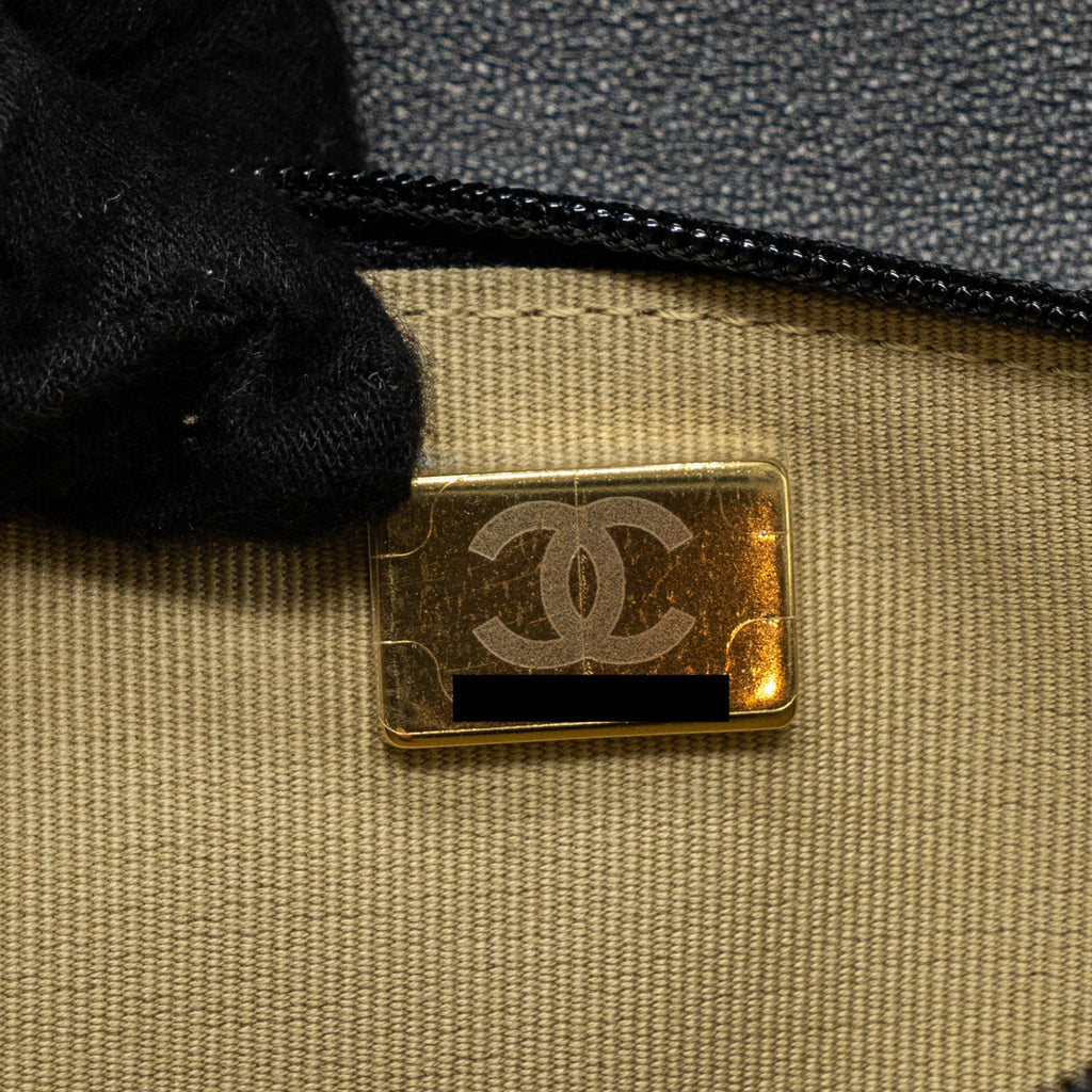 Chanel pearl crush wallet on chain lambskin BLACK  (microchip)