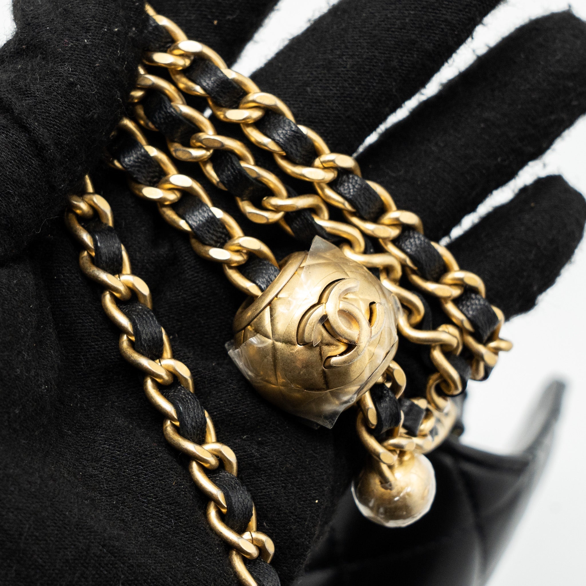 Chanel pearl crush wallet on chain lambskin BLACK  (microchip)