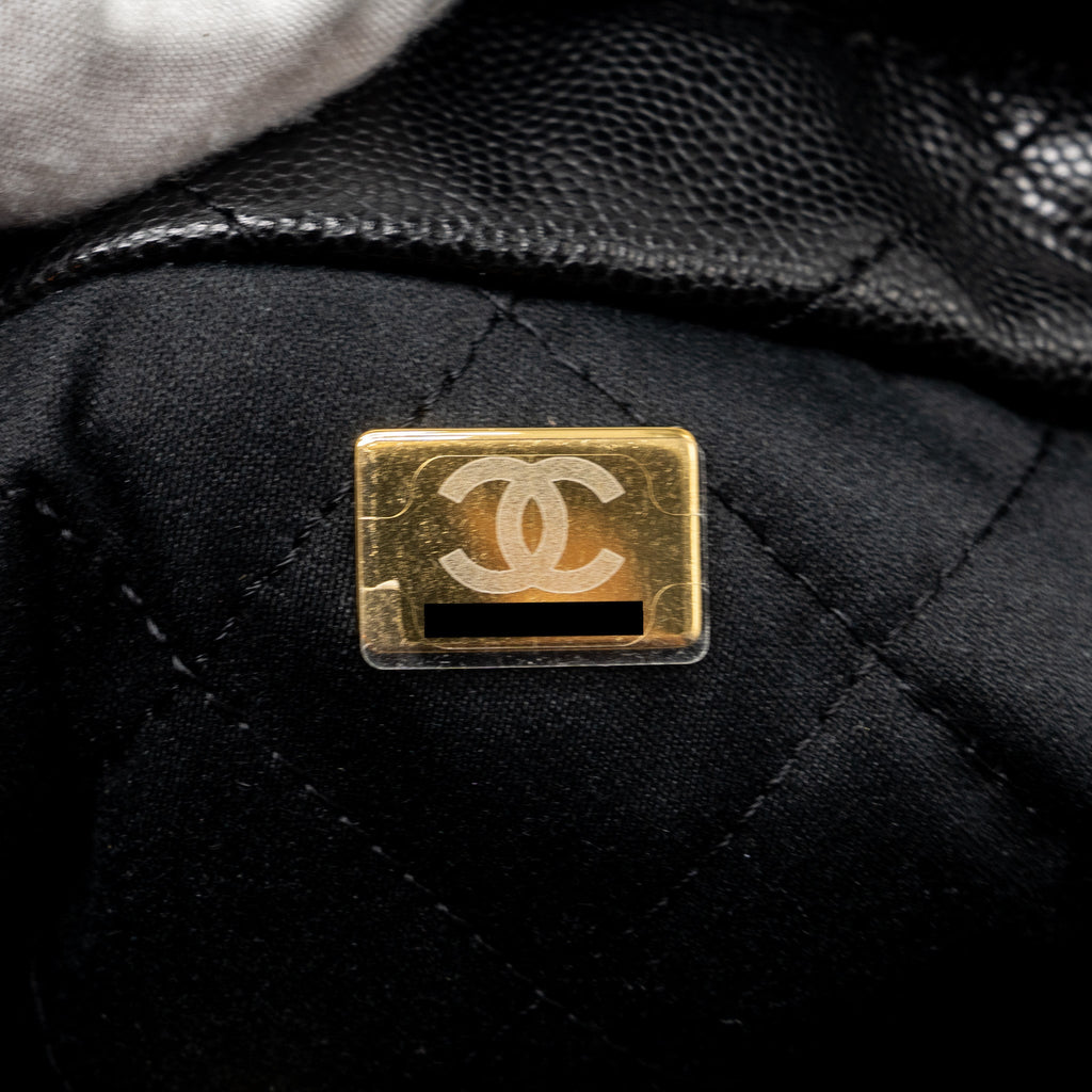 Chanel Mini 22 Bag Caviar Black  (Microchip)
