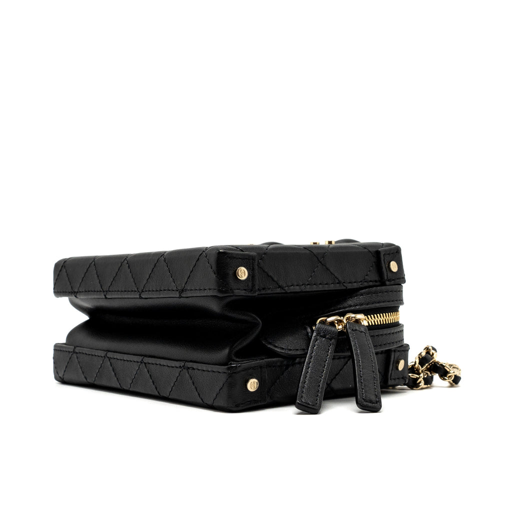 Chanel 22B Small Vanity Case Calfskin Black  (Microchip)