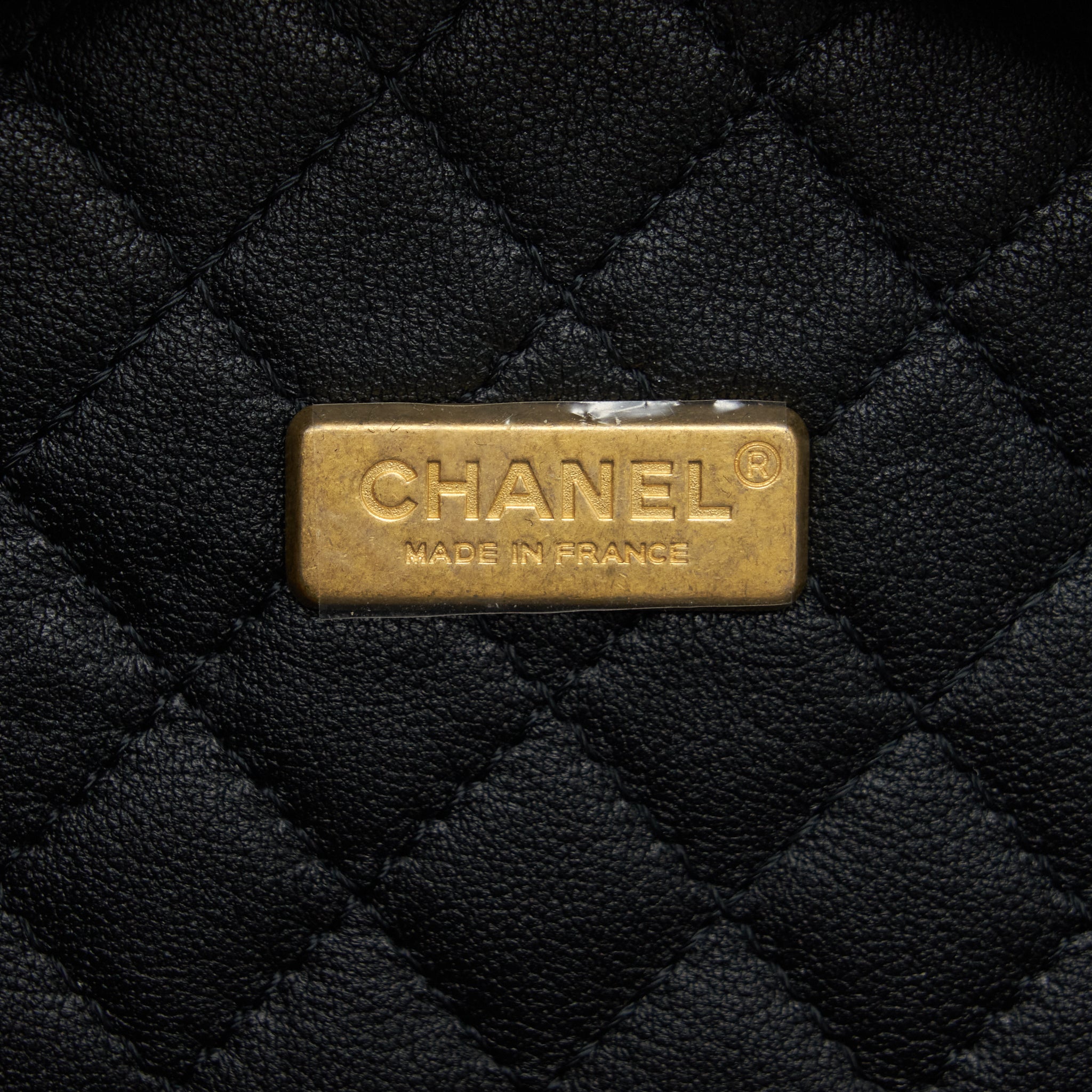 Chanel 22C small vanity case beech wood, calfskin beige / black with