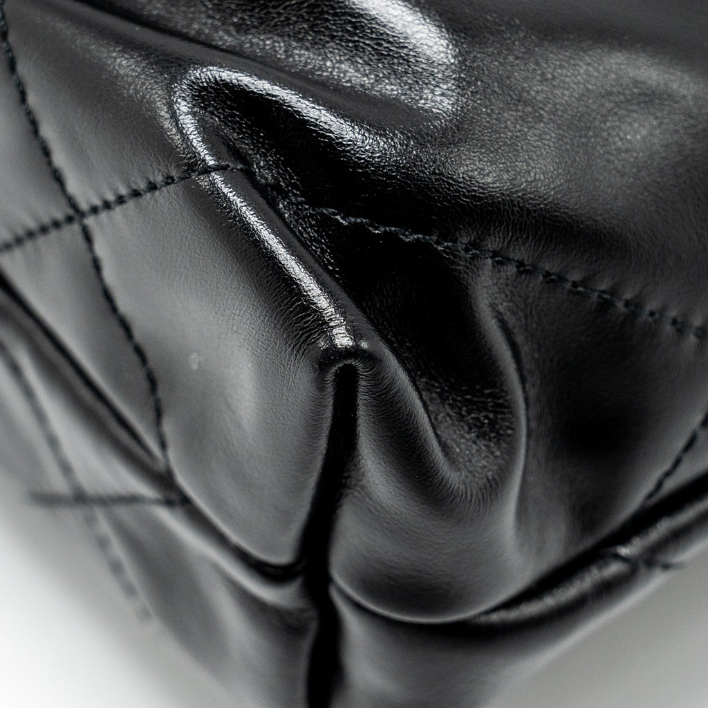 Chanel Mini 22 Bag Calfskin Black  (Microchip)