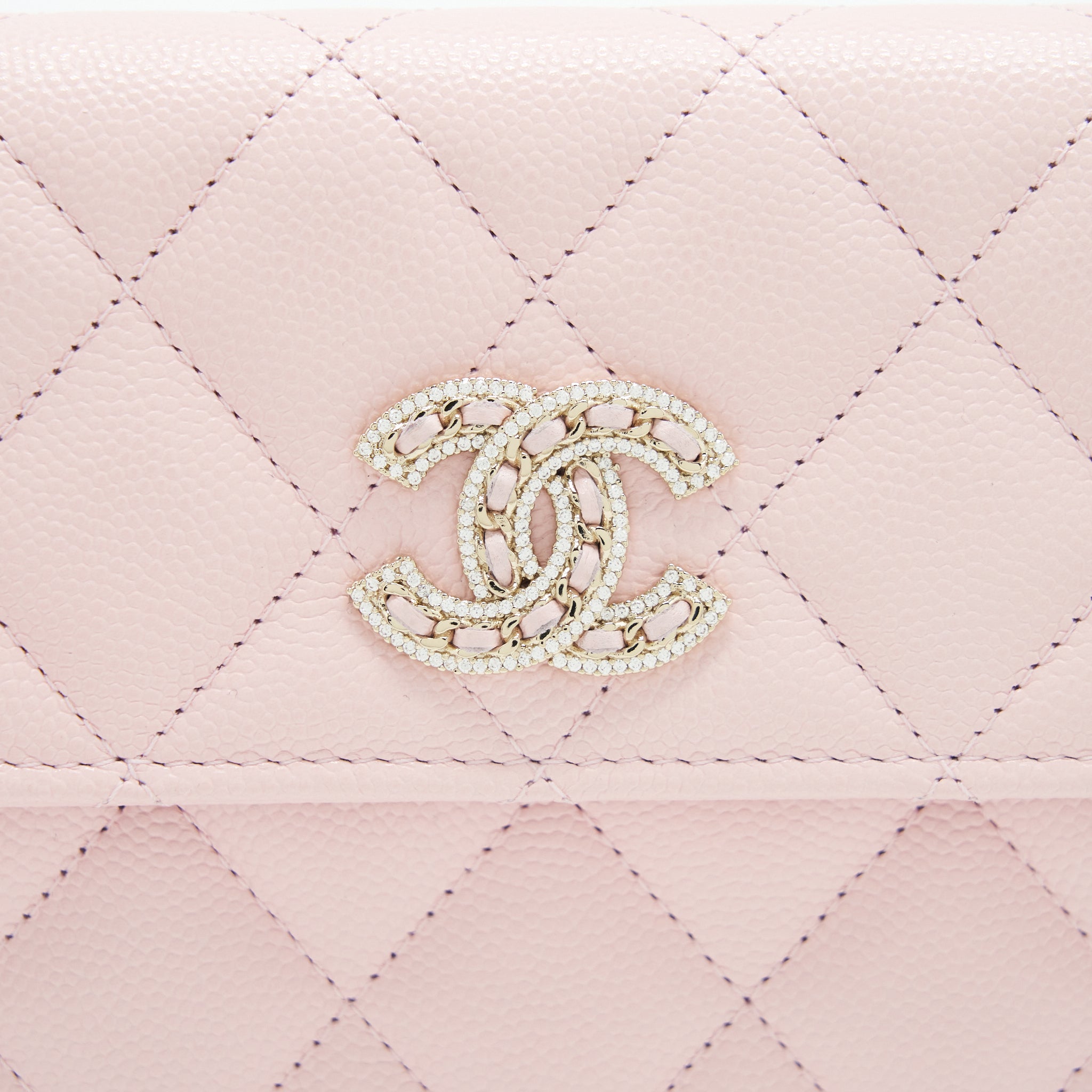 Chanel 22S detailed logo flap long wallet caviar light pink with L
