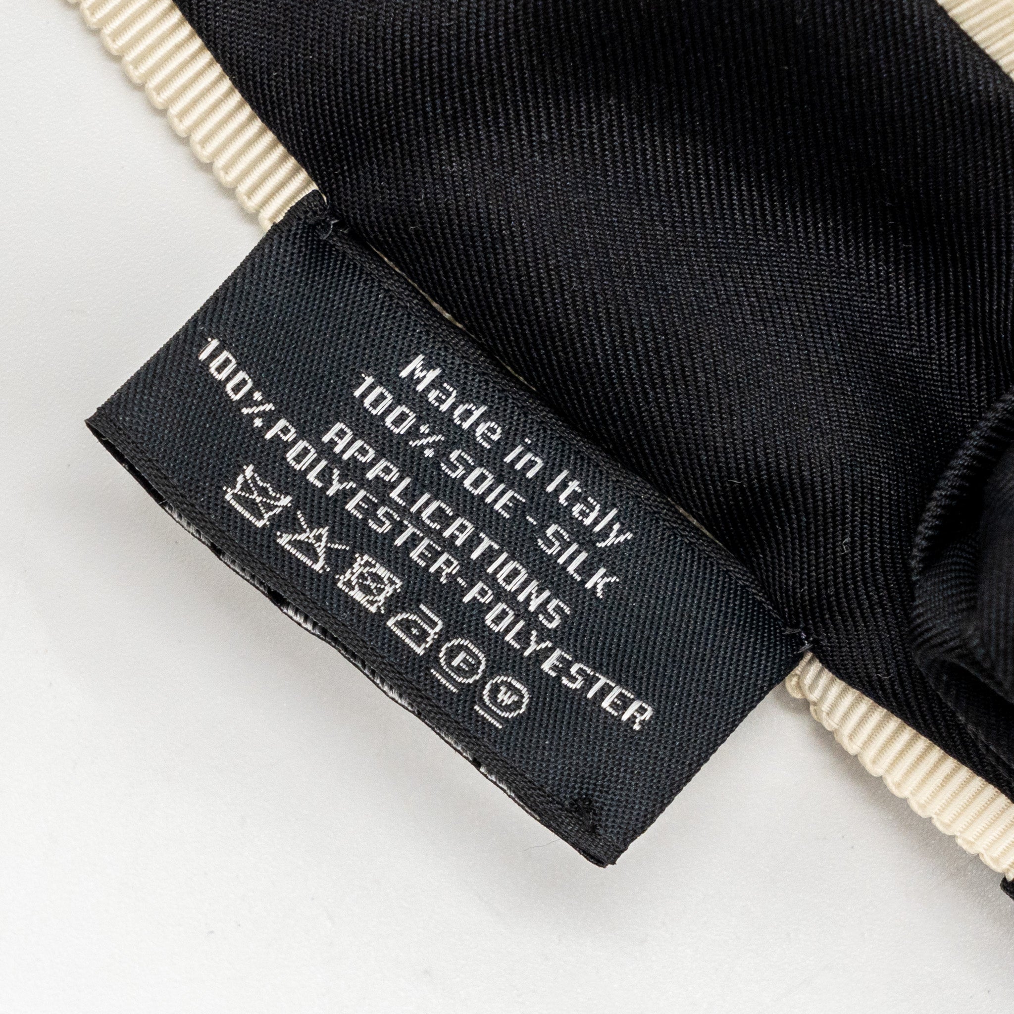 Chanel Hair Tie silk twill Black / White