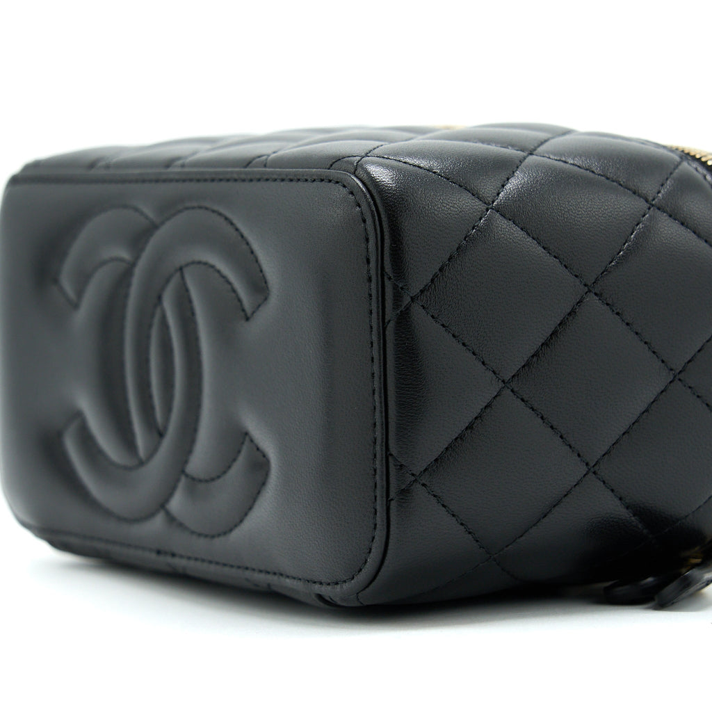 Chanel 22A Top Handle Long Vanity With Chain Lambskin Black L (New Version)