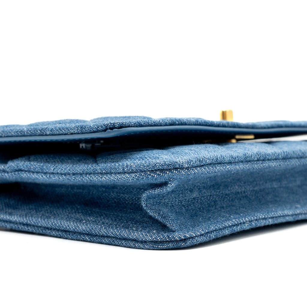 Chanel pearl crush wallet on chain denim blue  (microchip)