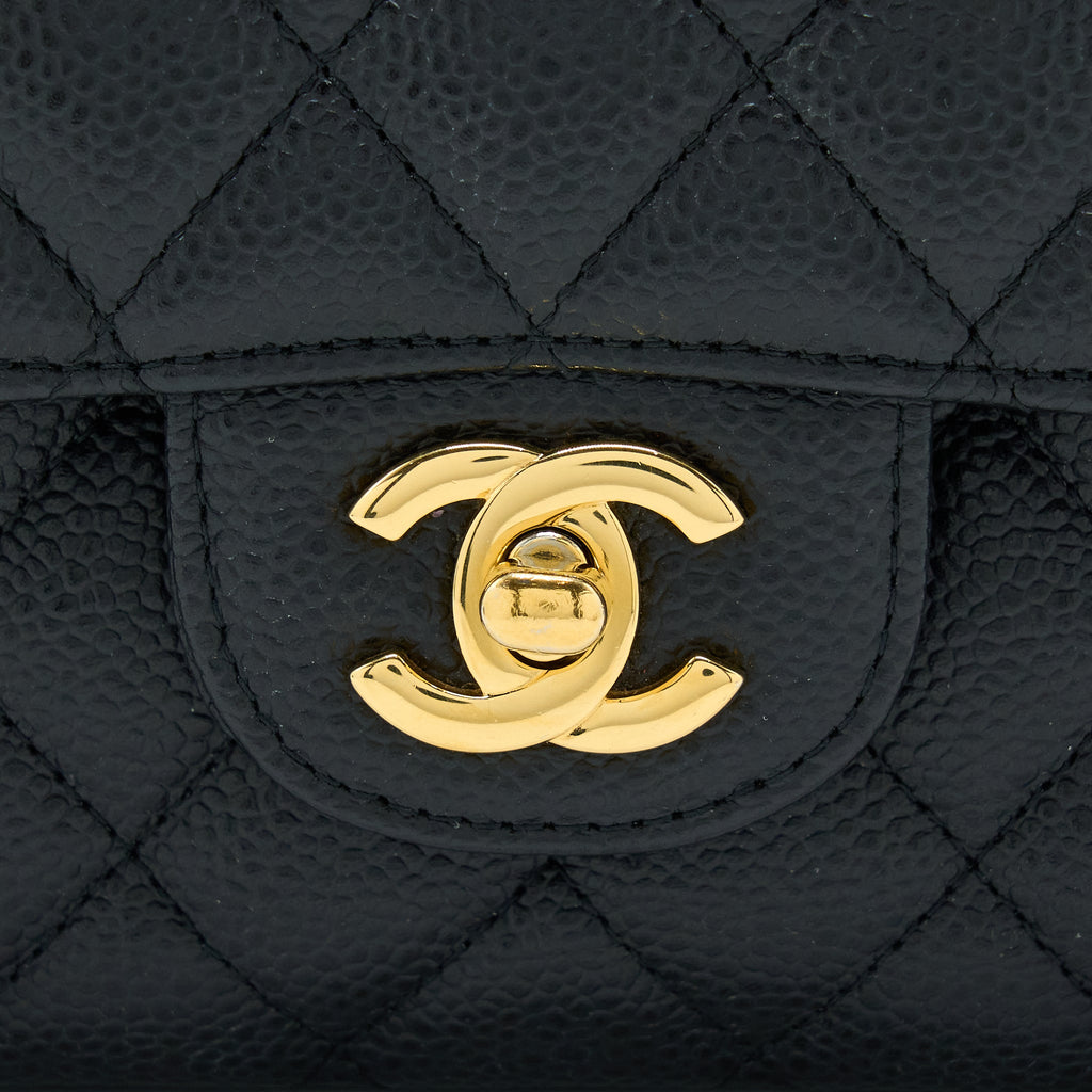 Chanel Medium Classic Double Flap Caviar Black