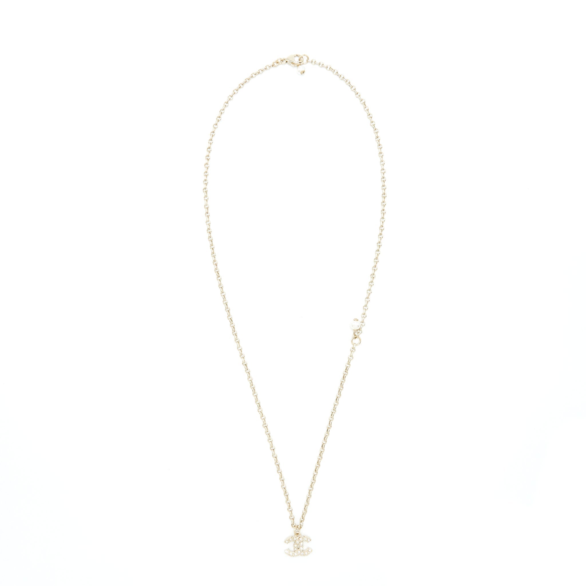 Chanel mini CC logo necklace with crystal L