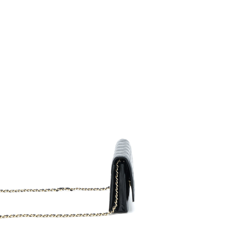 Chanel 22B Detail CC Logo Wallet On Chain Caviar Black L (Microchip)