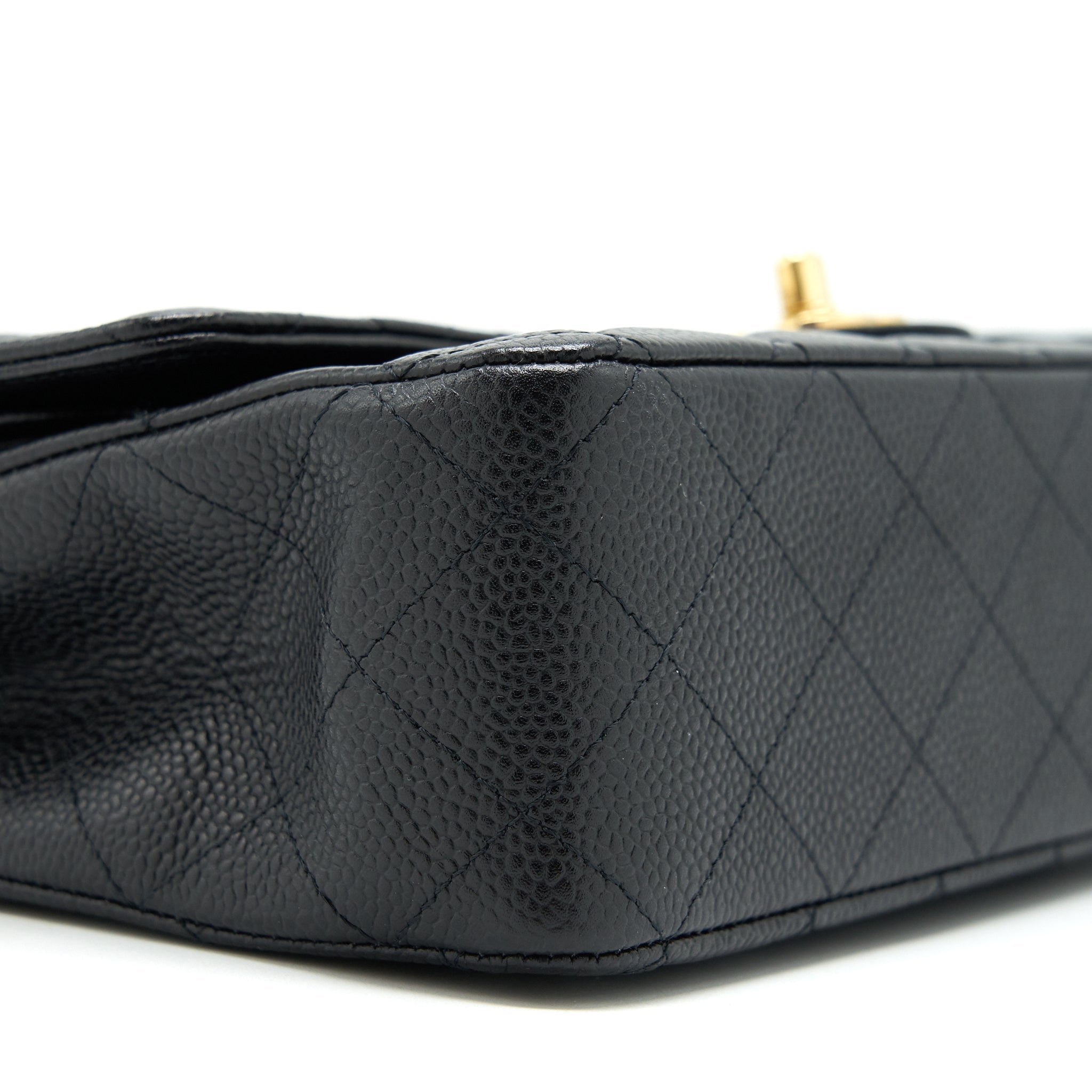 Chanel Medium Classic double flap Bag Caviar black
