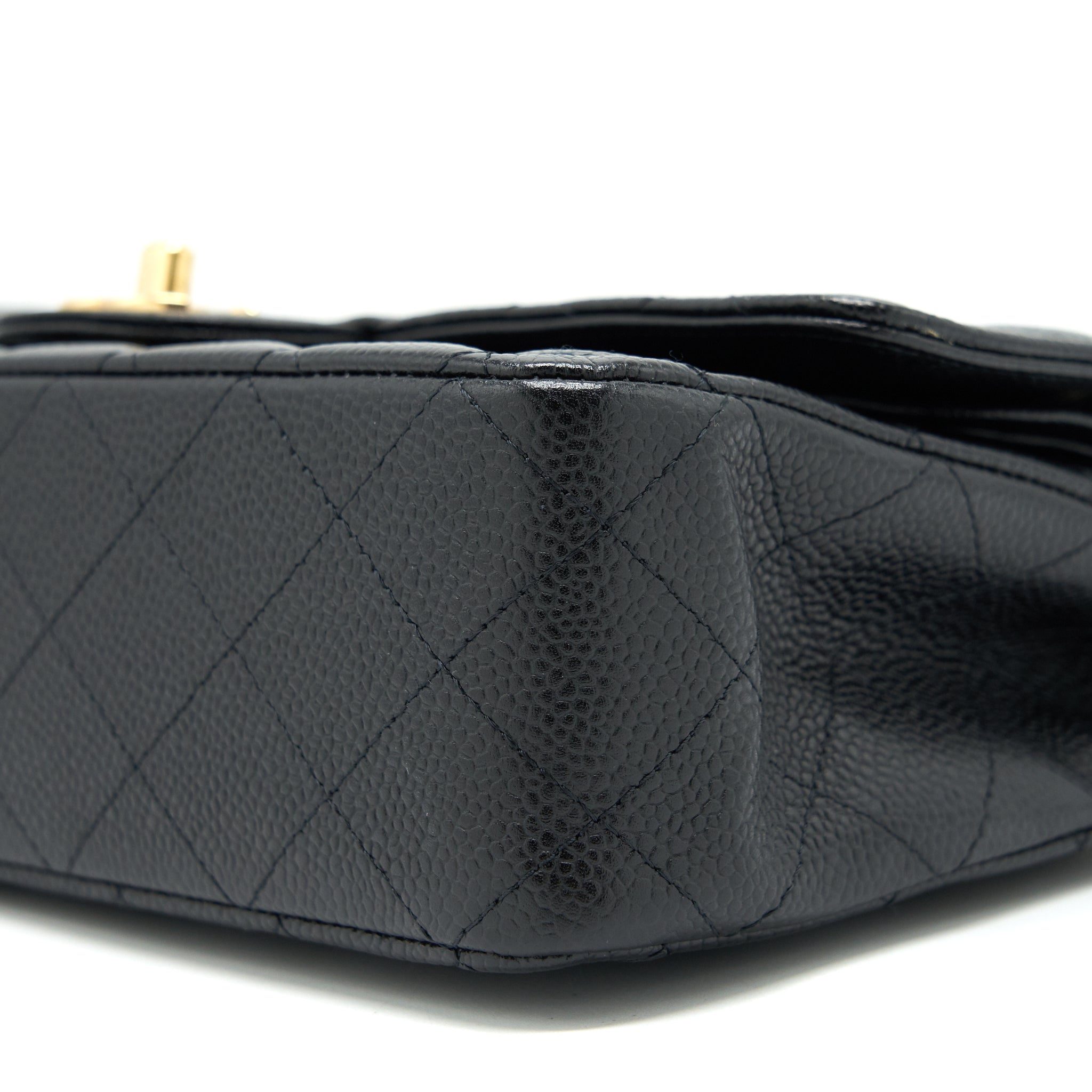 Chanel Medium Classic double flap Bag Caviar black