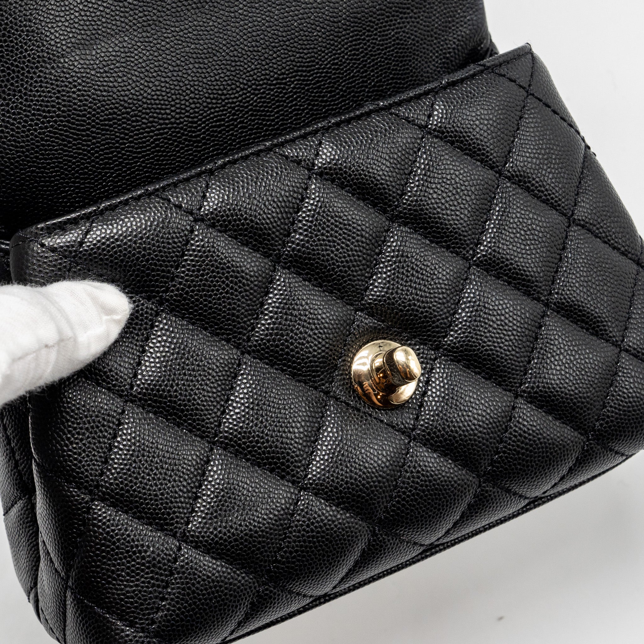 Chanel mini coco handle Caviar black L