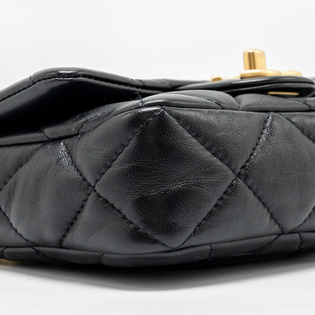 Chanel mini Square Flap Bag with Giant Chain Lambskin  (Microchip)