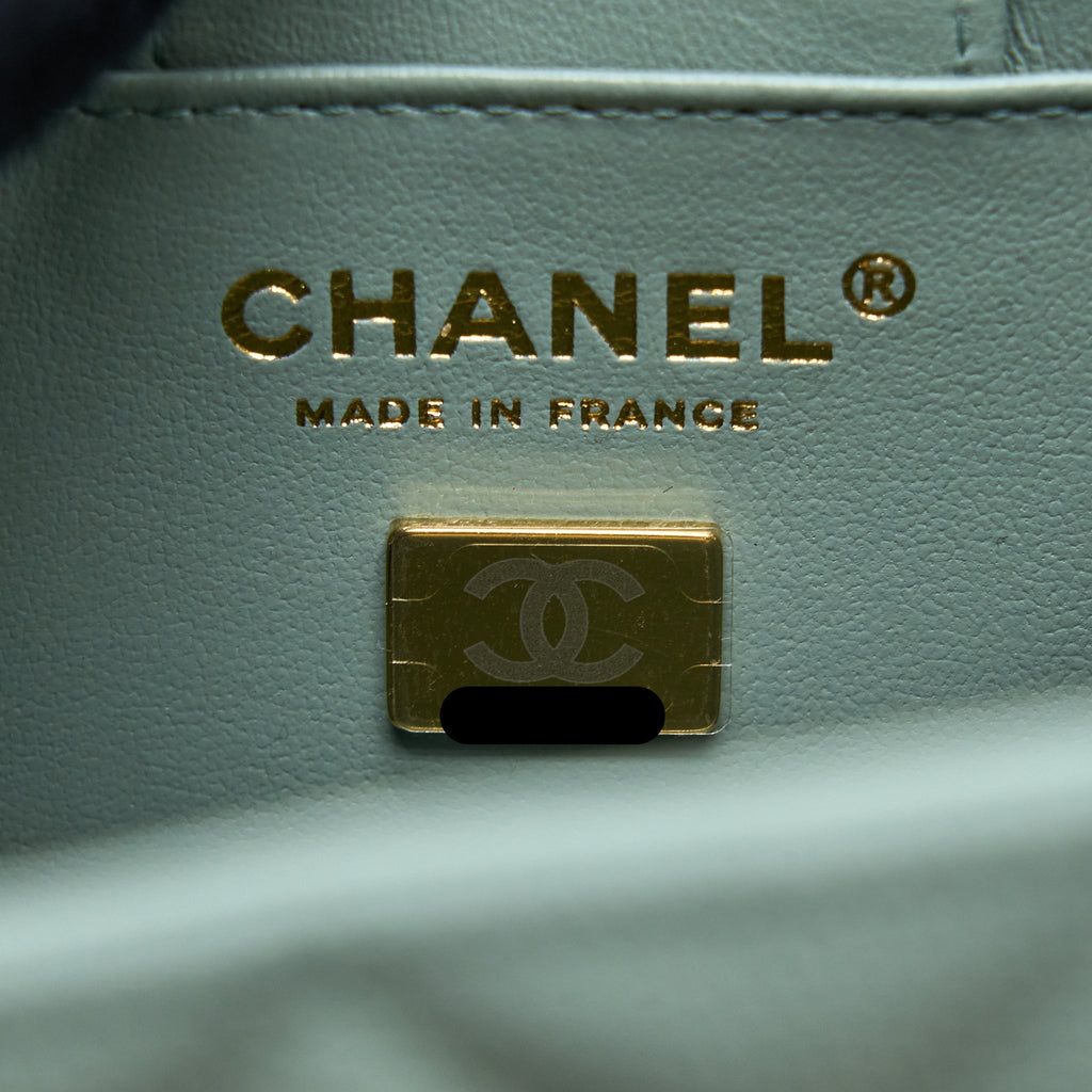 Chanel 23C Mini Bucket Caviar Light Grey L (Microchip)