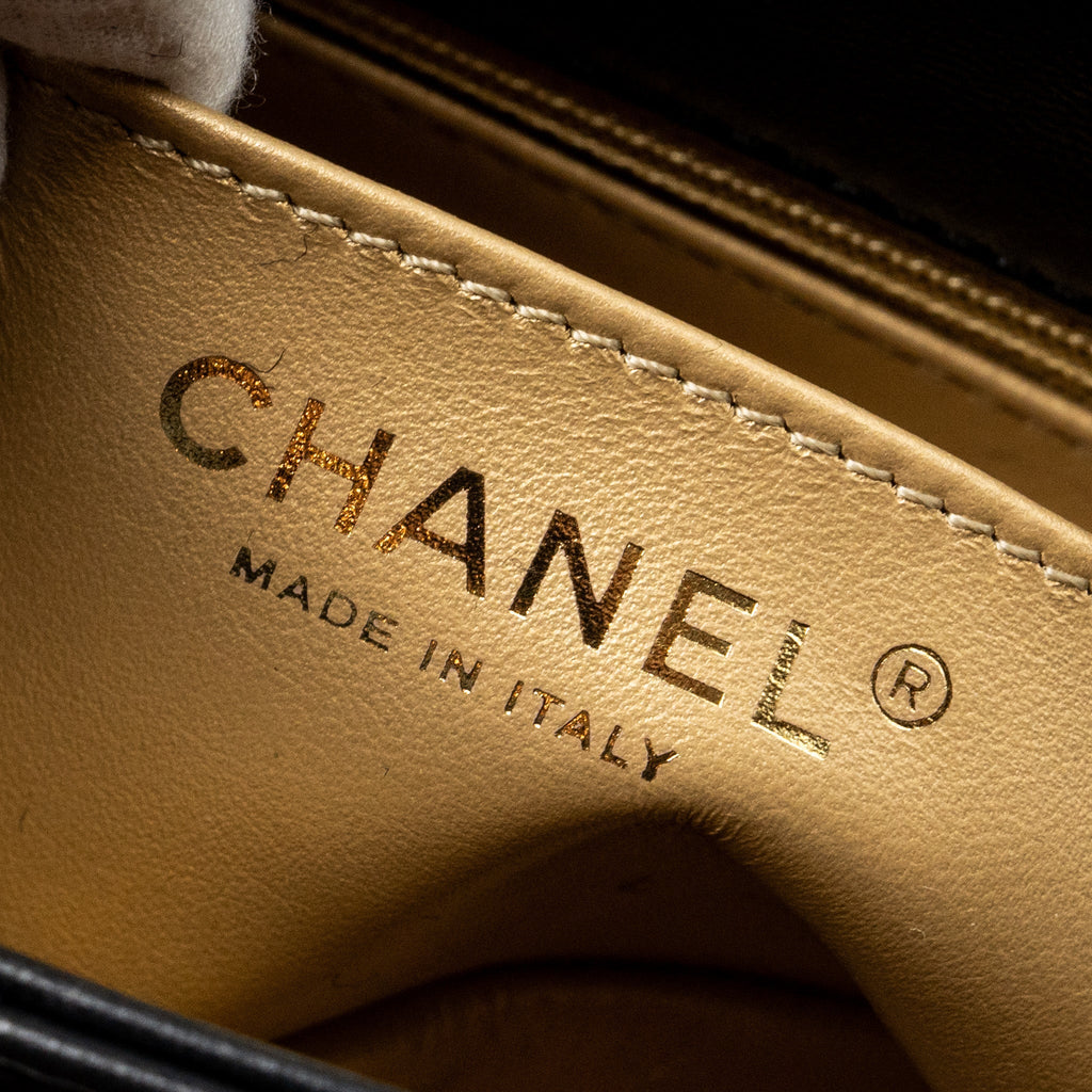 Chanel pearl crush mini square flap bag lambskin black  (microchip)