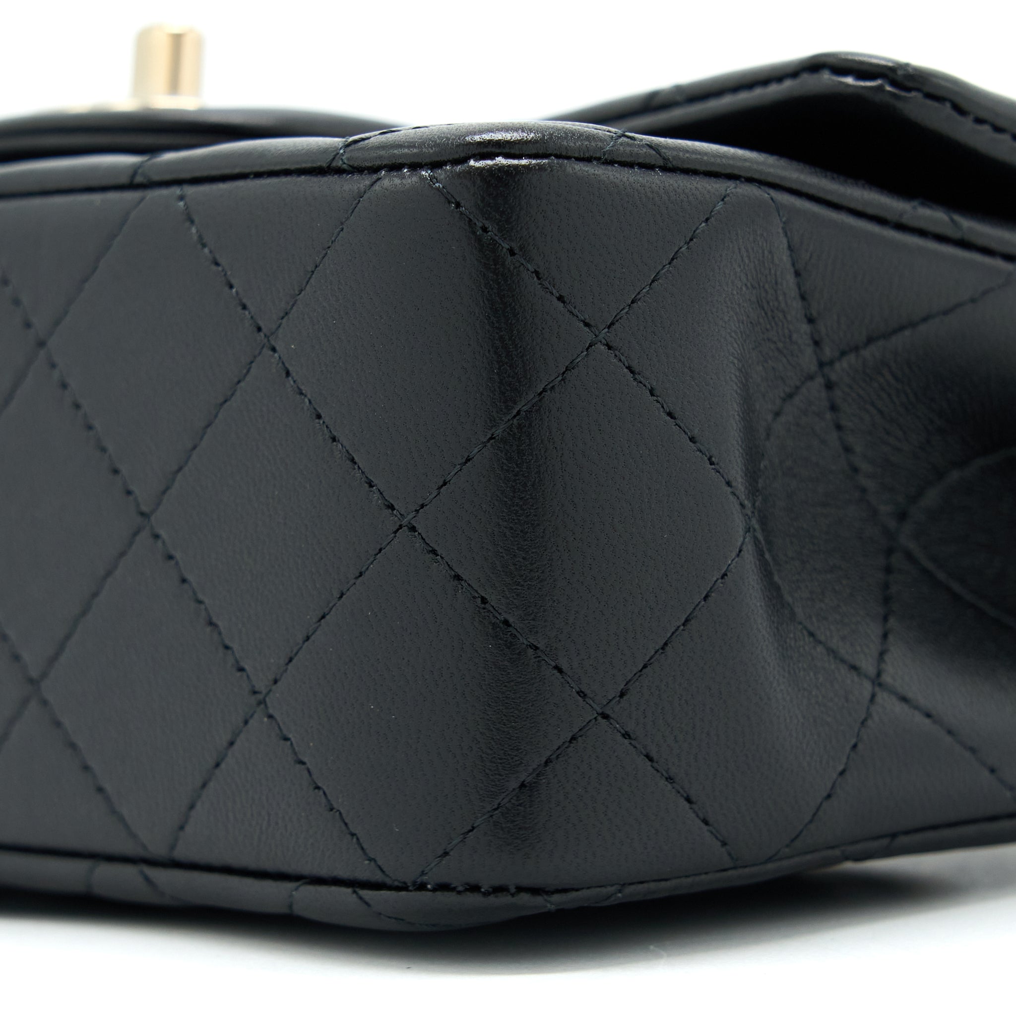 Chanel Top Handle Mini Rectangular Lambskin Black L (Microchip)