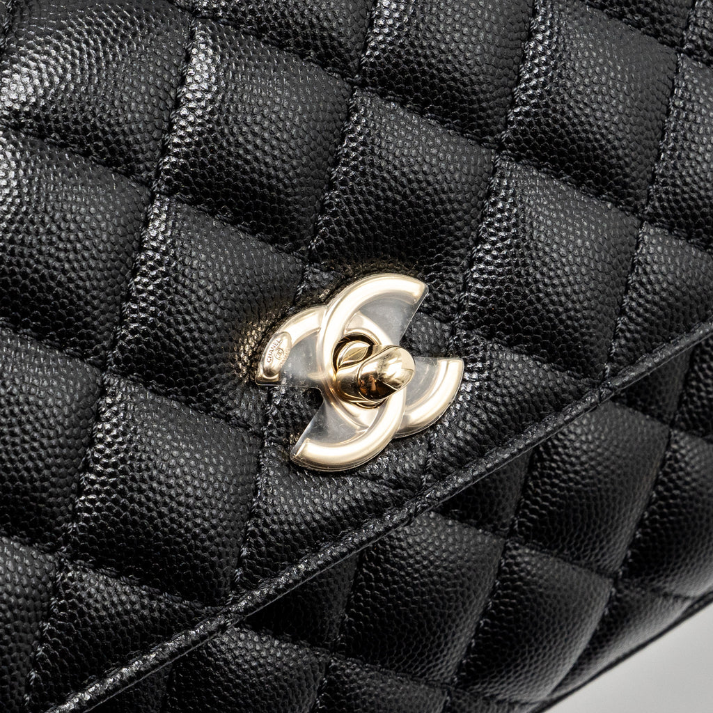Chanel small coco handle with lizard embossed handle caviar black L (microchip)