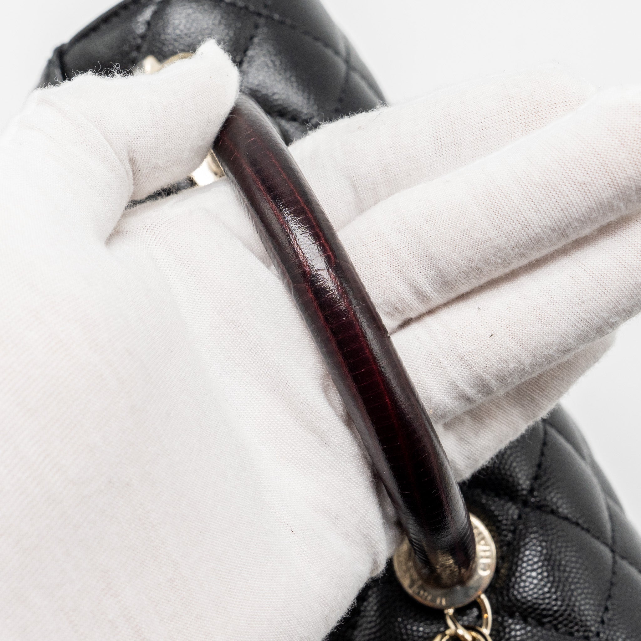 Chanel small coco handle with lizard embossed handle caviar black L (microchip)