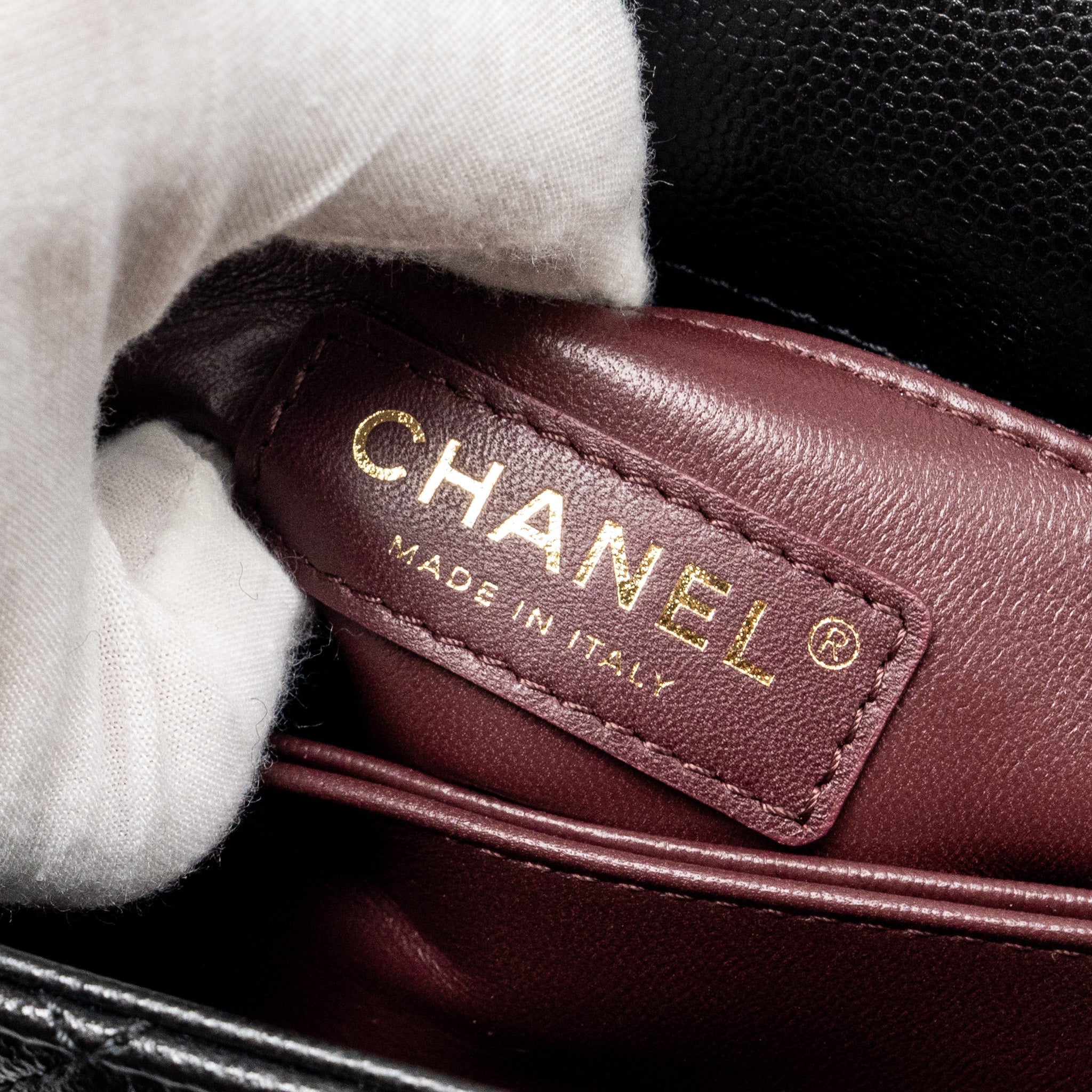 Chanel small coco handle with lizard embossed handle caviar black L (microchip)