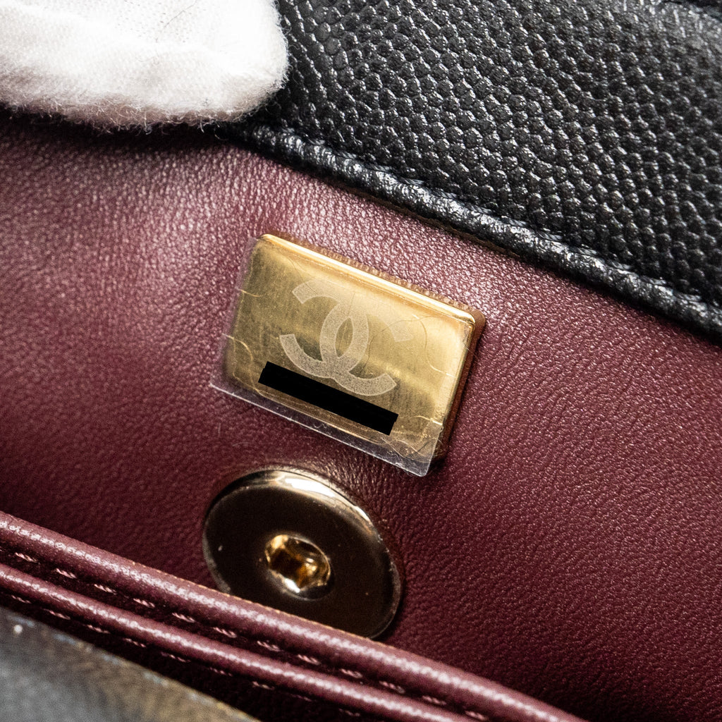 Chanel small coco handle with lizard embossed handle caviar black L (microchip)