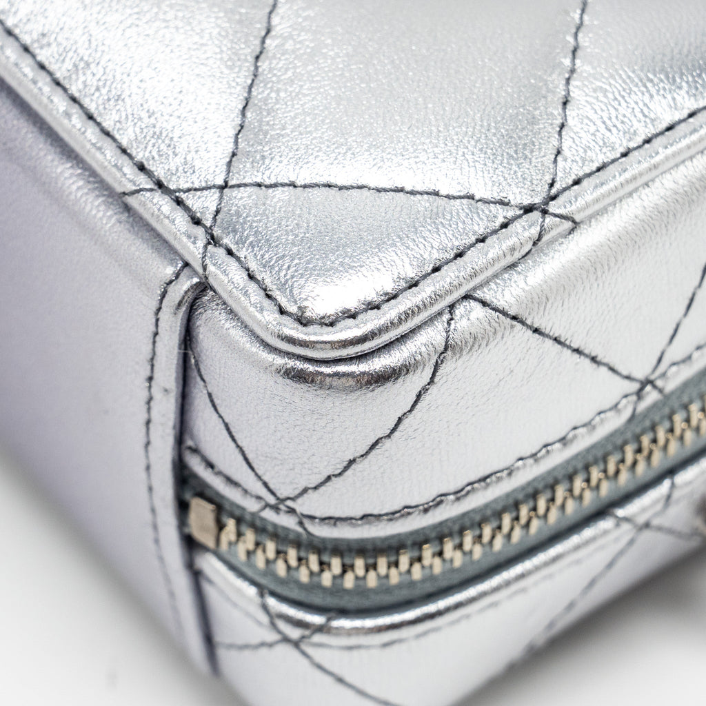 Chanel Mini Vanity with Giant Chain lambskin metallic grey
