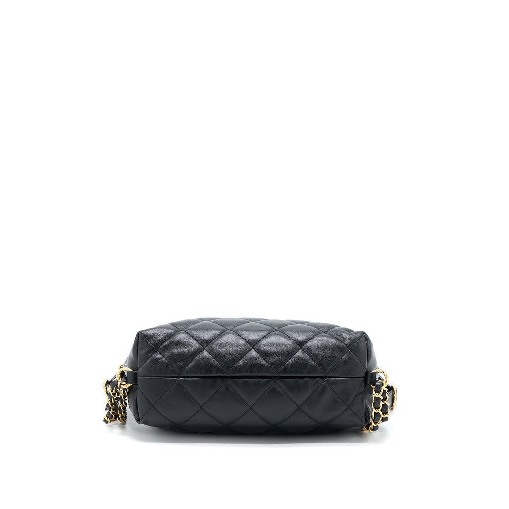 Chanel 22B Hobo Bag Lambskin Black (Microchip)