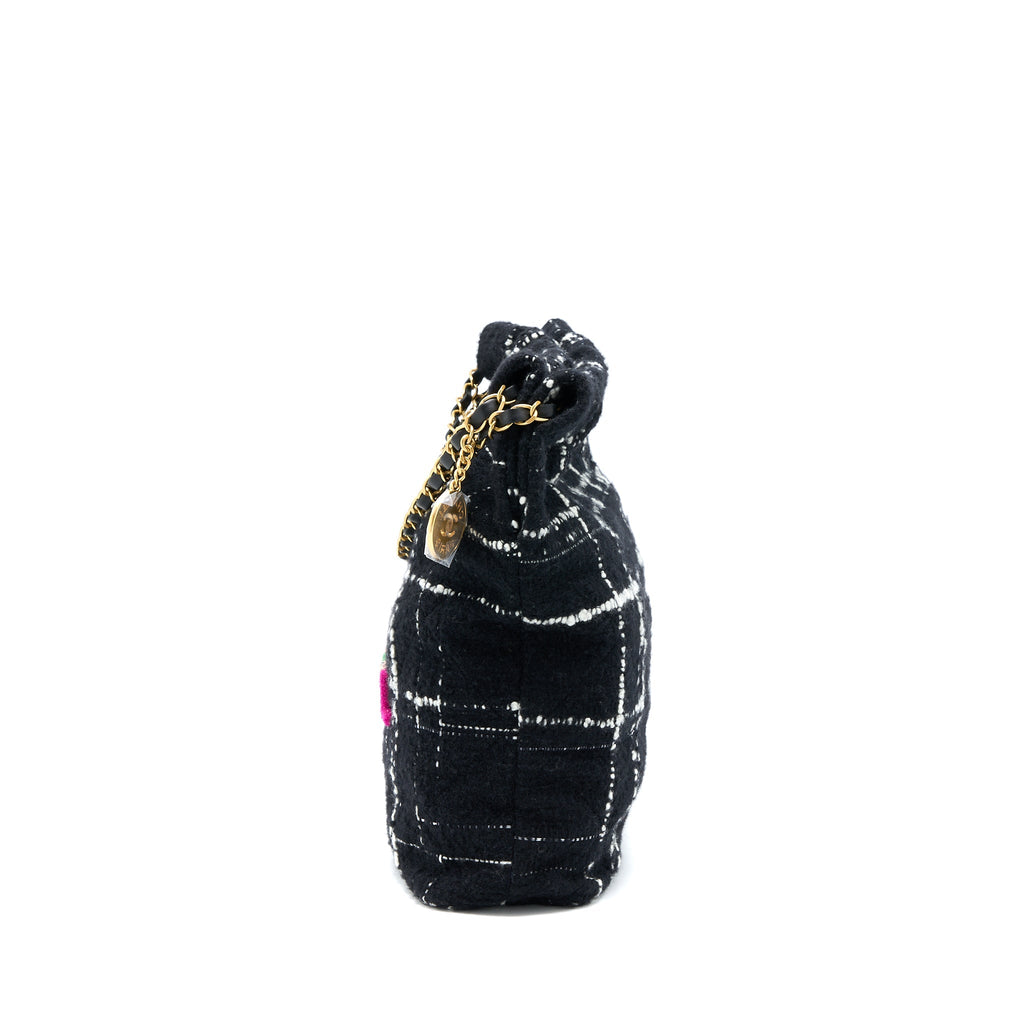 Chanel Medium 22 Bag Tweed Multicolour (Microchip)