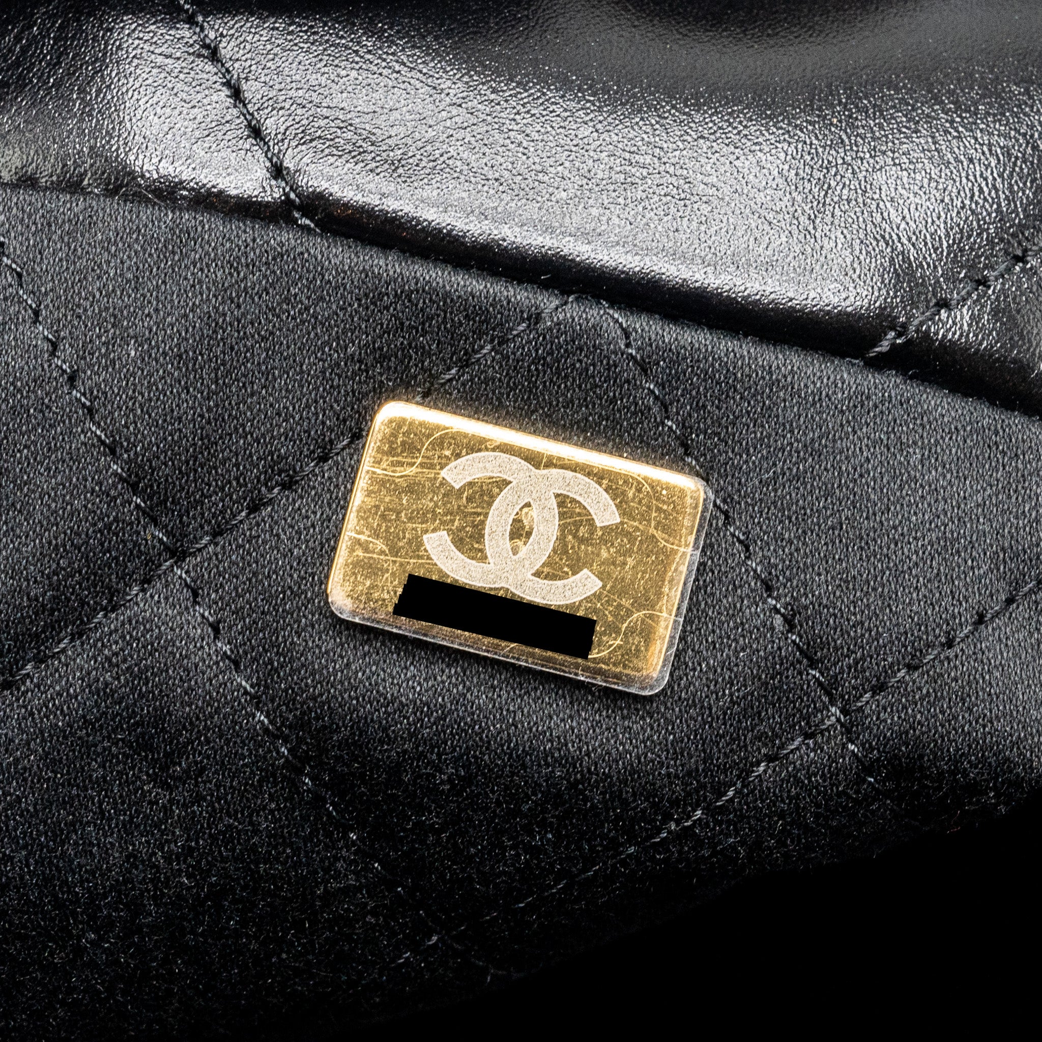 Chanel Small 22 Bag Gold Letter Shiny Calfskin Black  (Microchip)