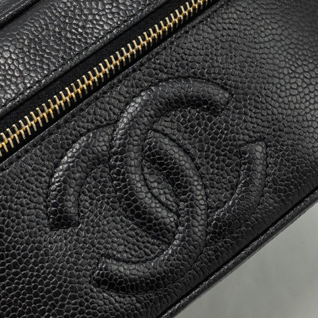 CHANEL VINTAGE Vanity Case Caviar Black