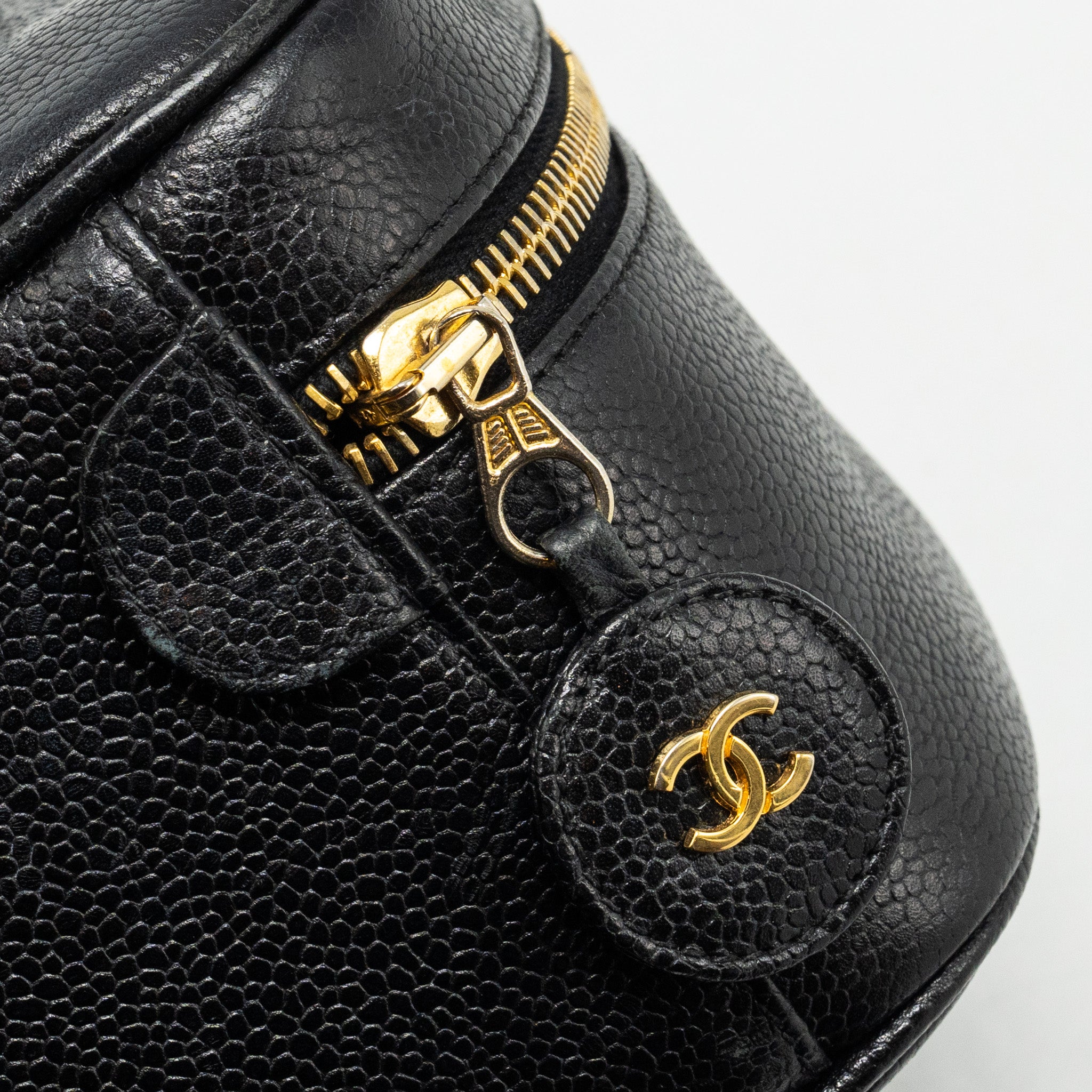 CHANEL VINTAGE Vanity Case Caviar Black