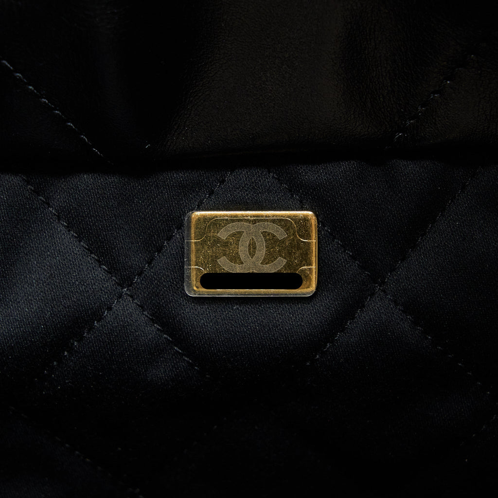 Chanel Small 22 Bag Gold Letter Shiny Calfskin Black  (Microchip)