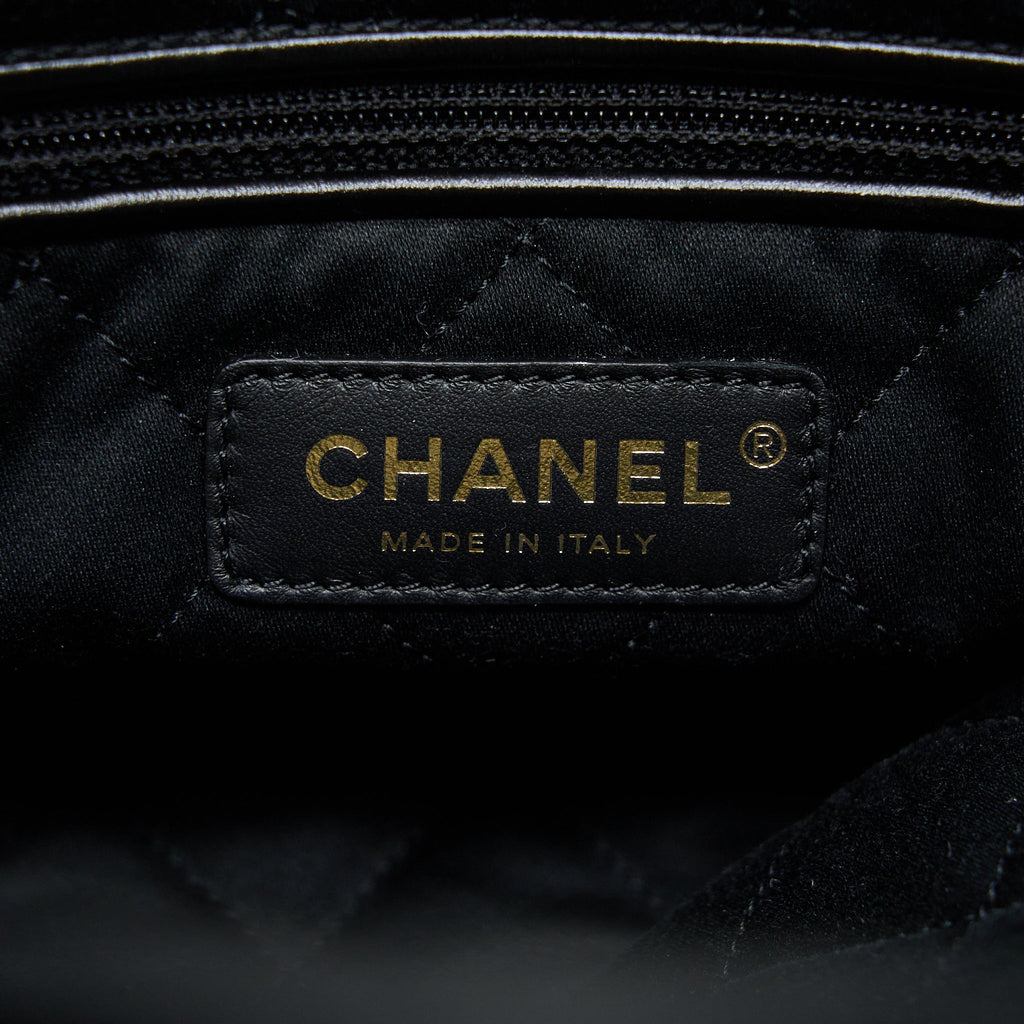 Chanel Small 22 Bag Gold Letter Shiny Calfskin Black  (Microchip)