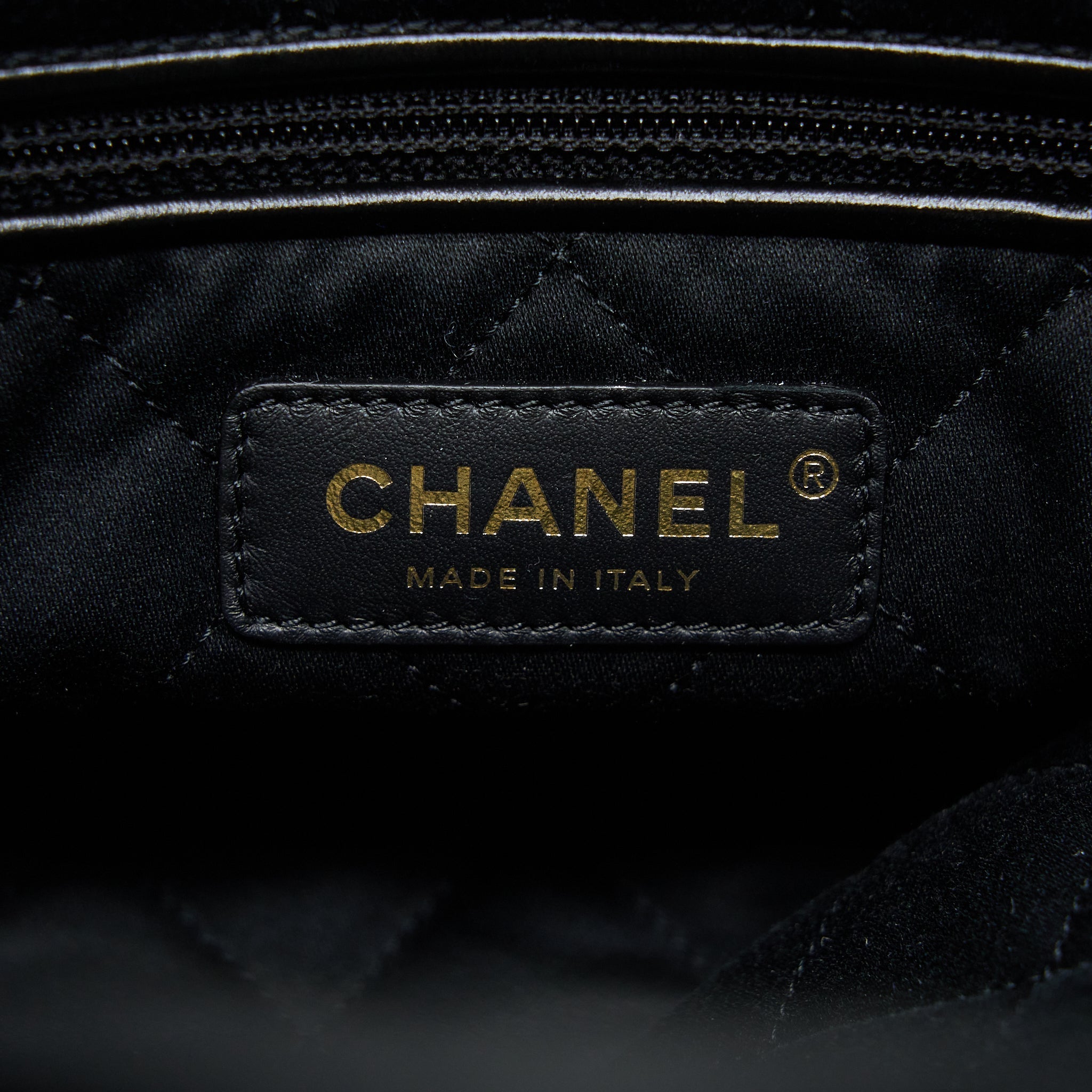 Chanel Small 22 Bag Gold Letter Shiny Calfskin Black  (Microchip)