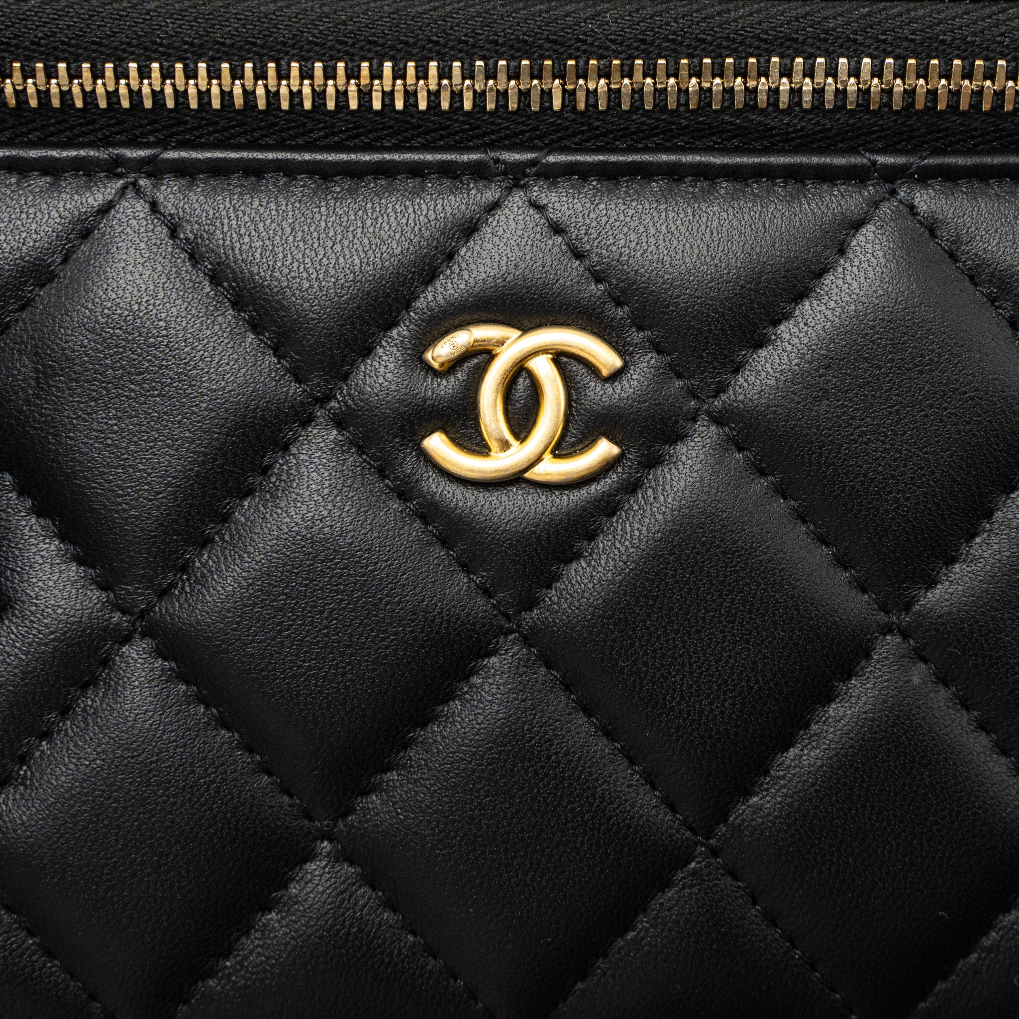 Chanel Pearl Crush Long Vanity with Chain Lambskin Black  (Microchip)