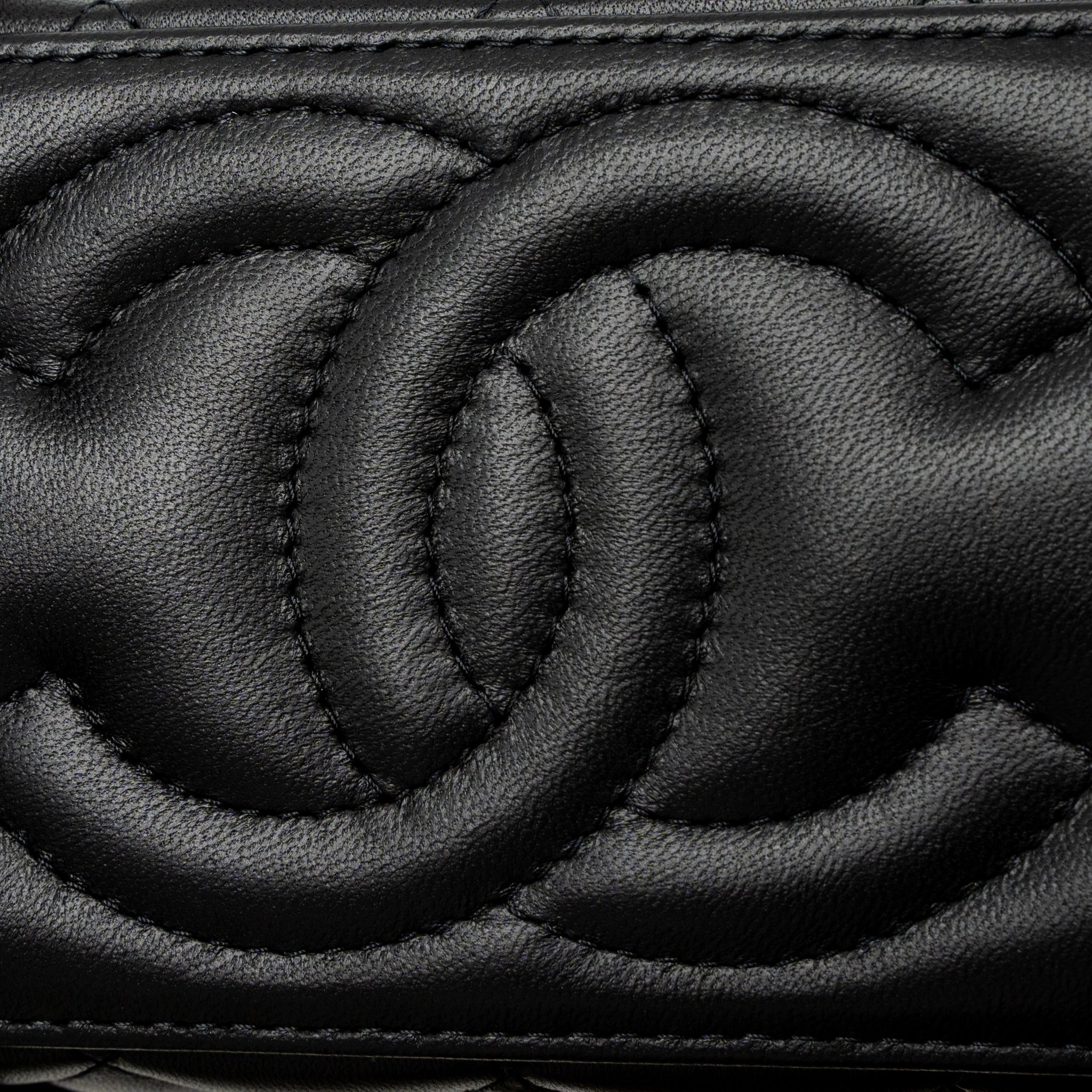 Chanel Pearl Crush Long Vanity with Chain Lambskin Black  (Microchip)