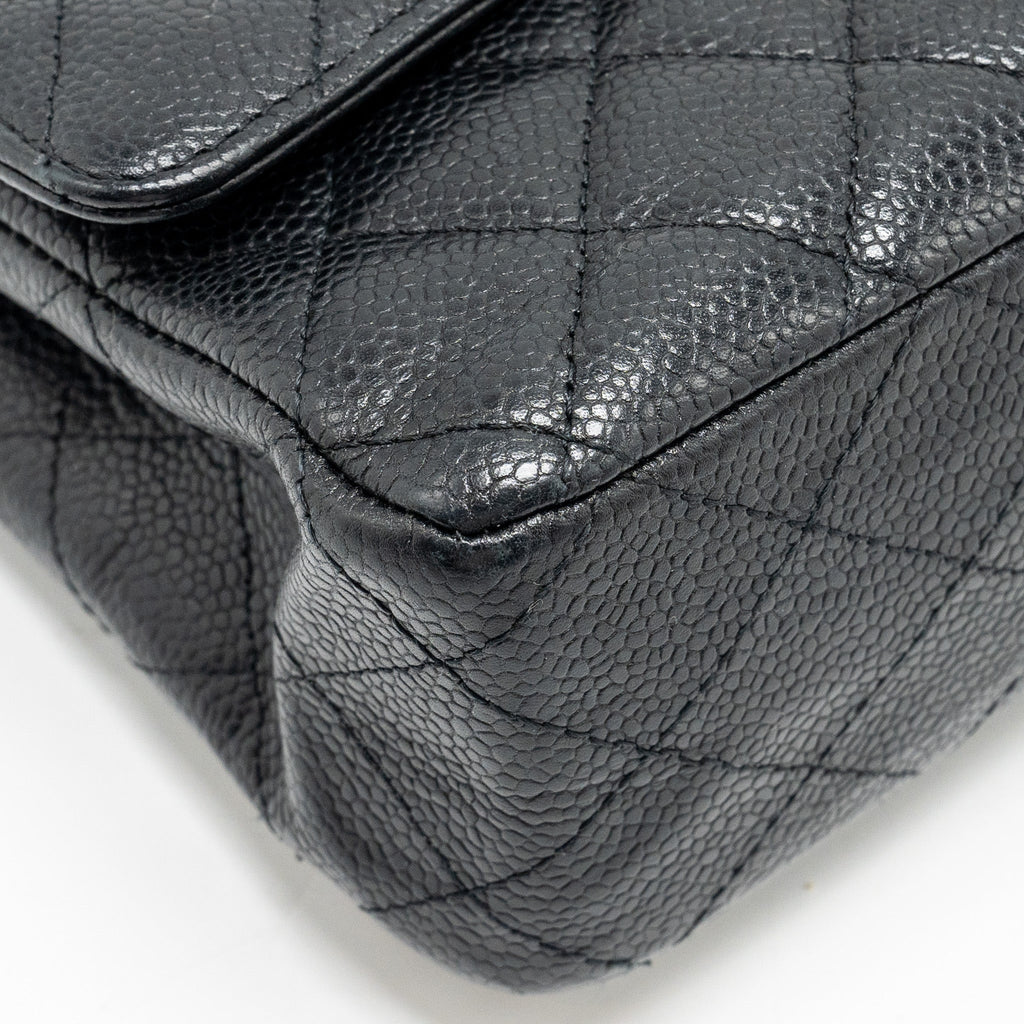 Chanel Medium classic double flap bag caviar Black