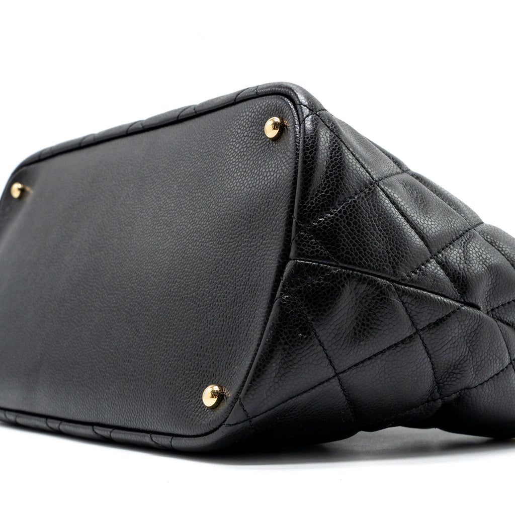 Chanel quilted shoulder shopping tote bag caviar black