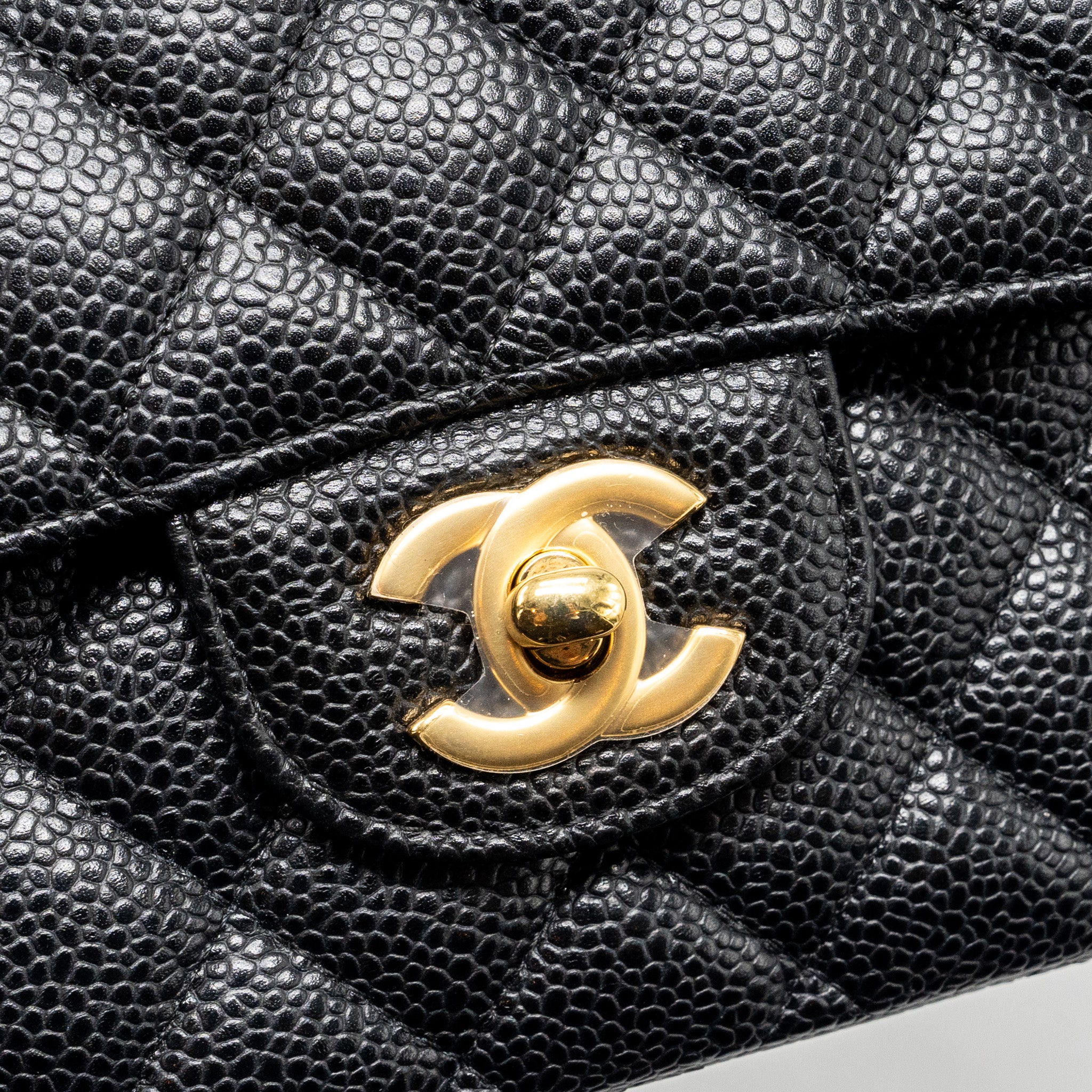 Chanel medium classic Double flap bag caviar black