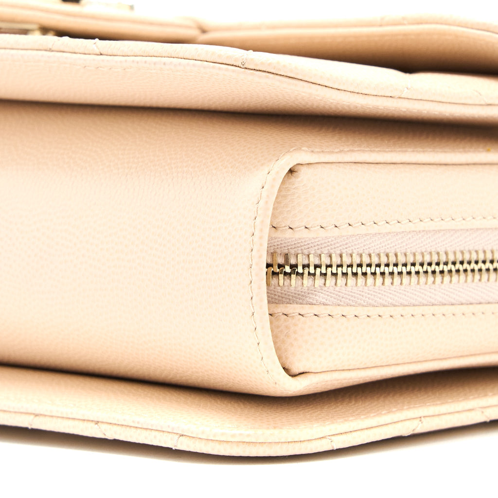 Chanel 21K Crossbody Bag Caviar Light Beige L (Microchip)